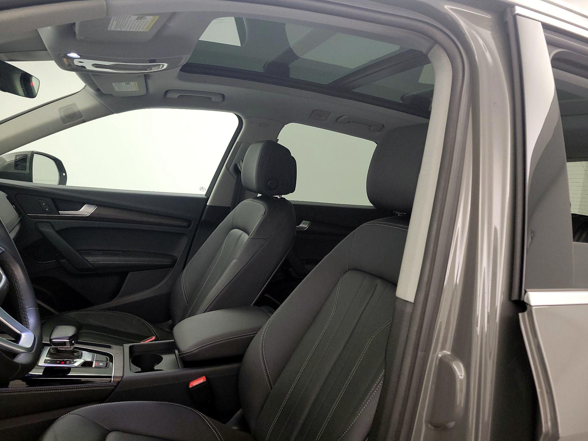 Thumbnail: 2023 Audi Q5 - 19