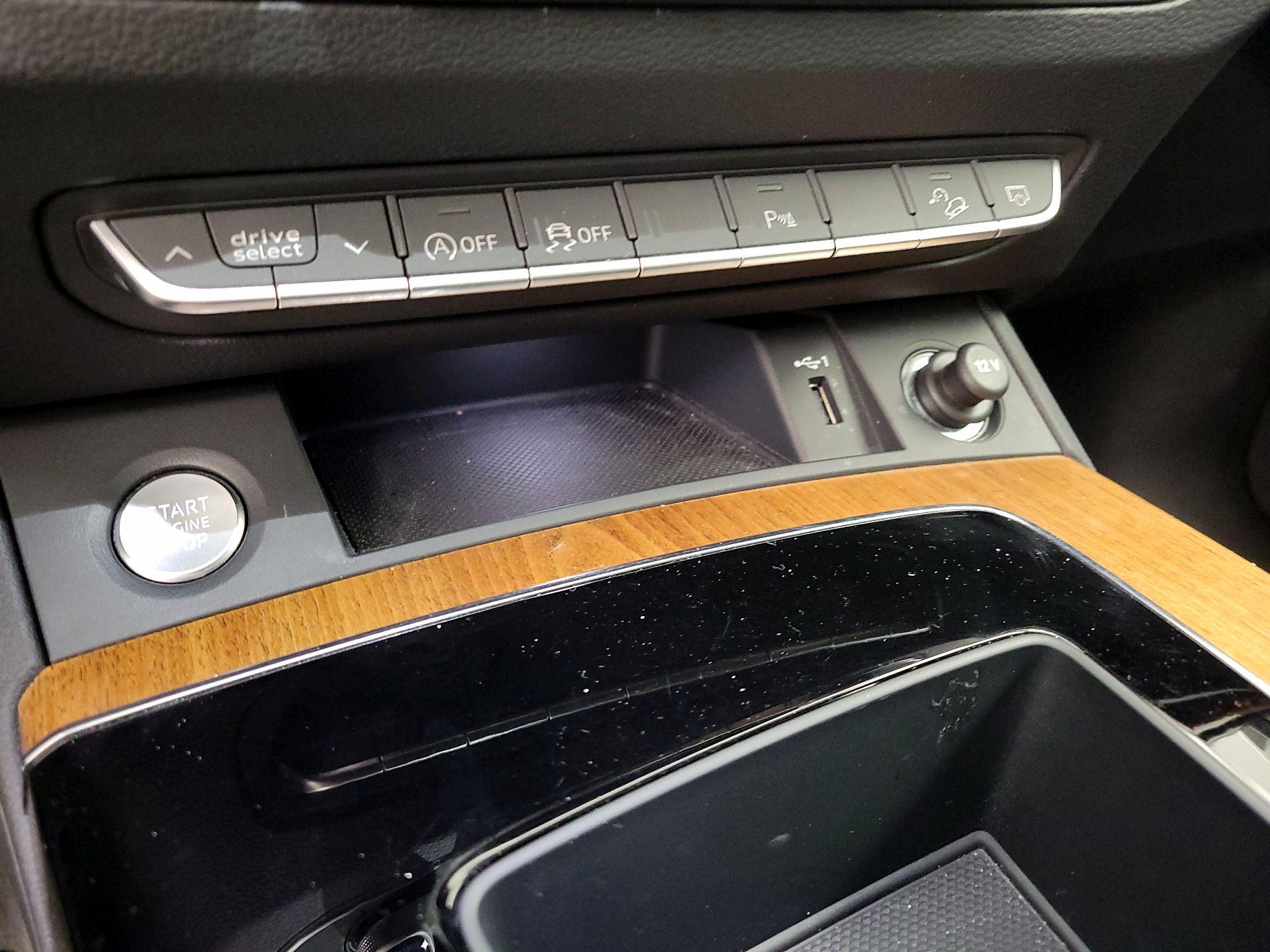 Thumbnail: 2023 Audi Q5 - 19