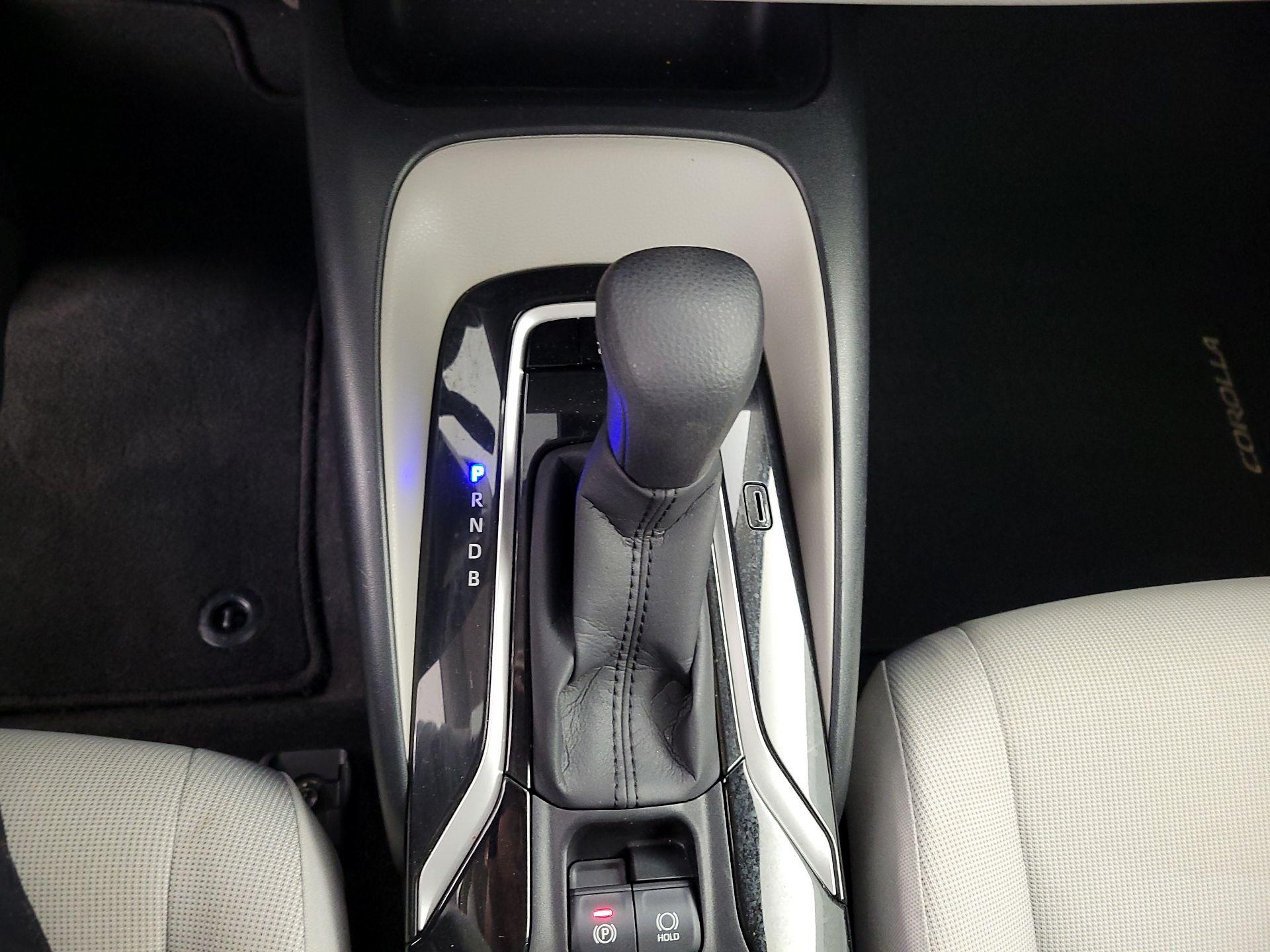 Thumbnail: 2021 Toyota Corolla - 17