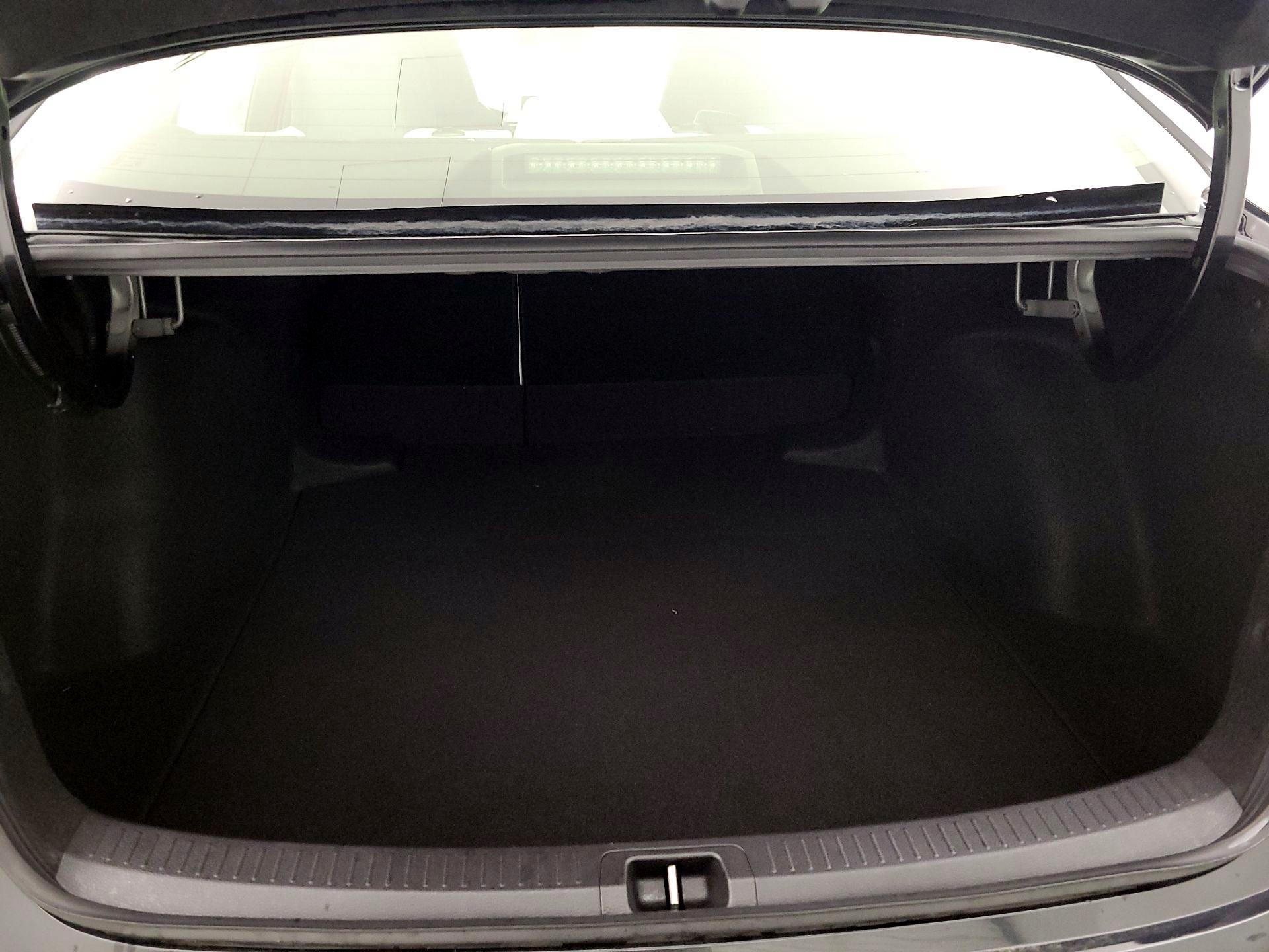 Thumbnail: 2021 Toyota Corolla - 20