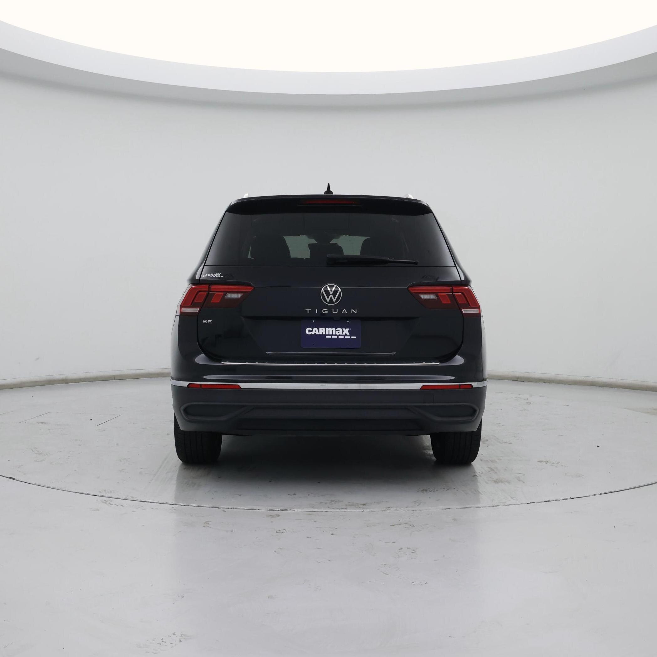 Thumbnail: 2023 Volkswagen Tiguan - 6