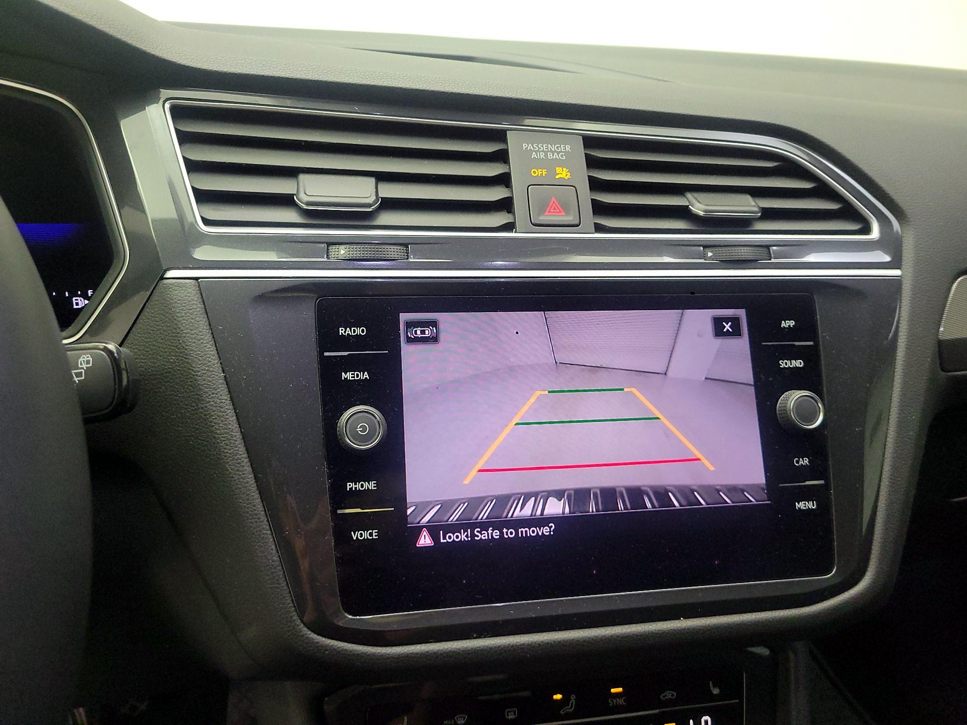 Thumbnail: 2024 Volkswagen Tiguan - 12