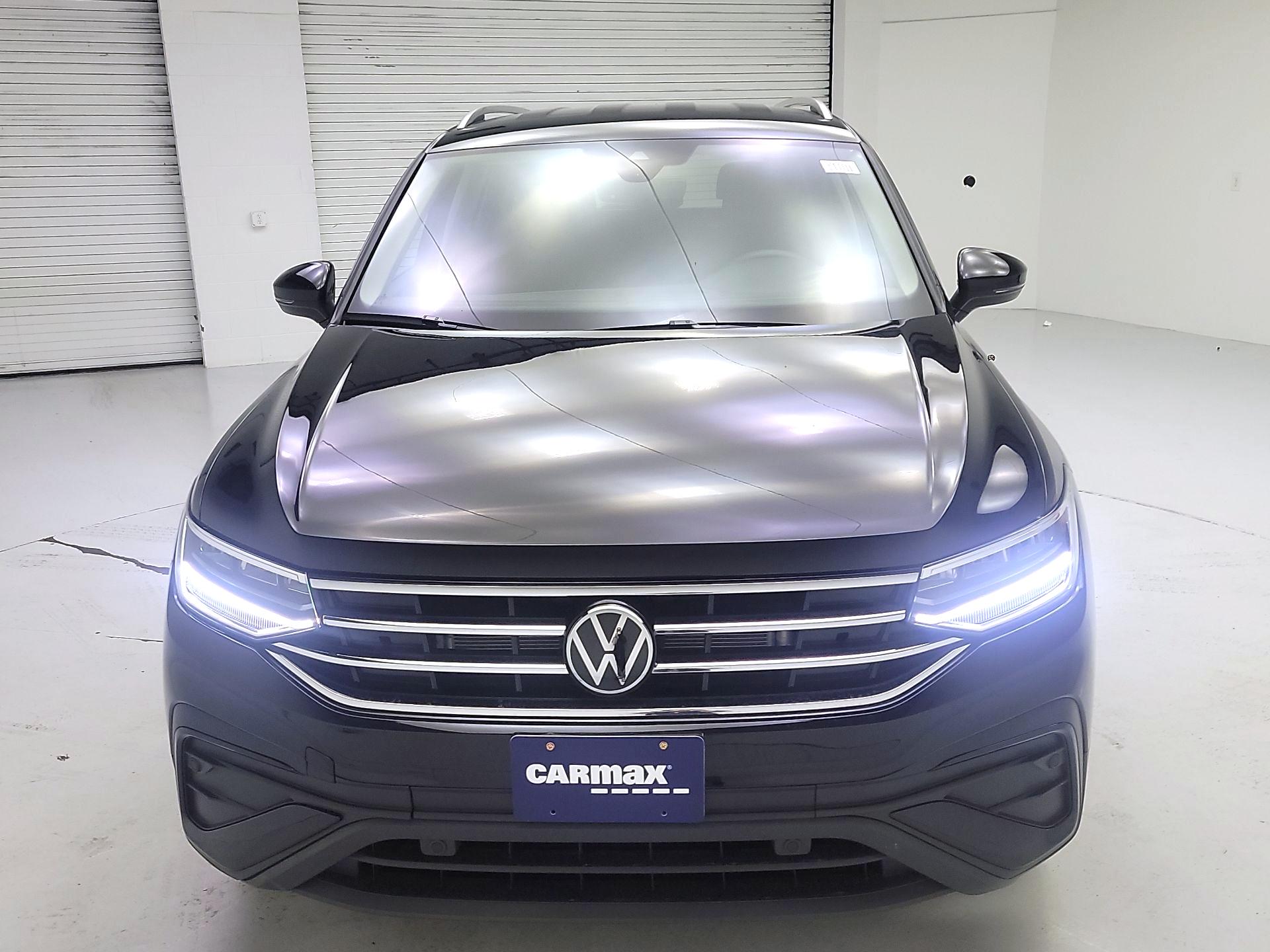 Thumbnail: 2024 Volkswagen Tiguan - 2