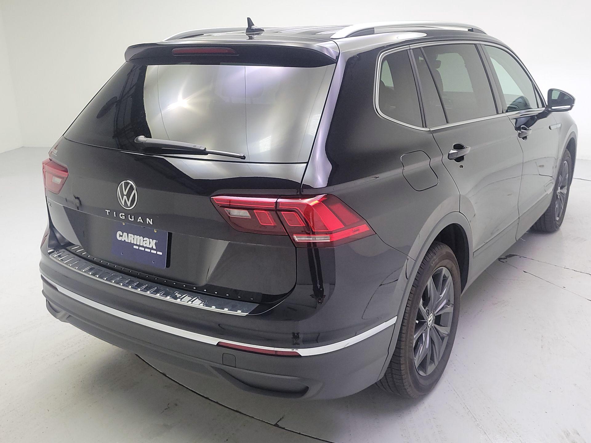 Thumbnail: 2024 Volkswagen Tiguan - 5