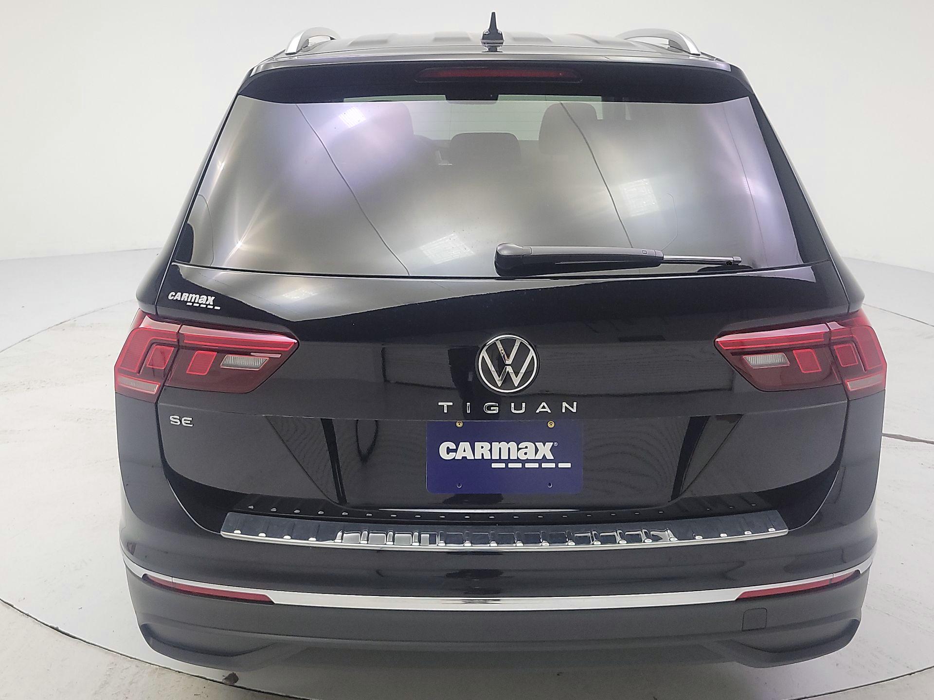 Thumbnail: 2024 Volkswagen Tiguan - 6