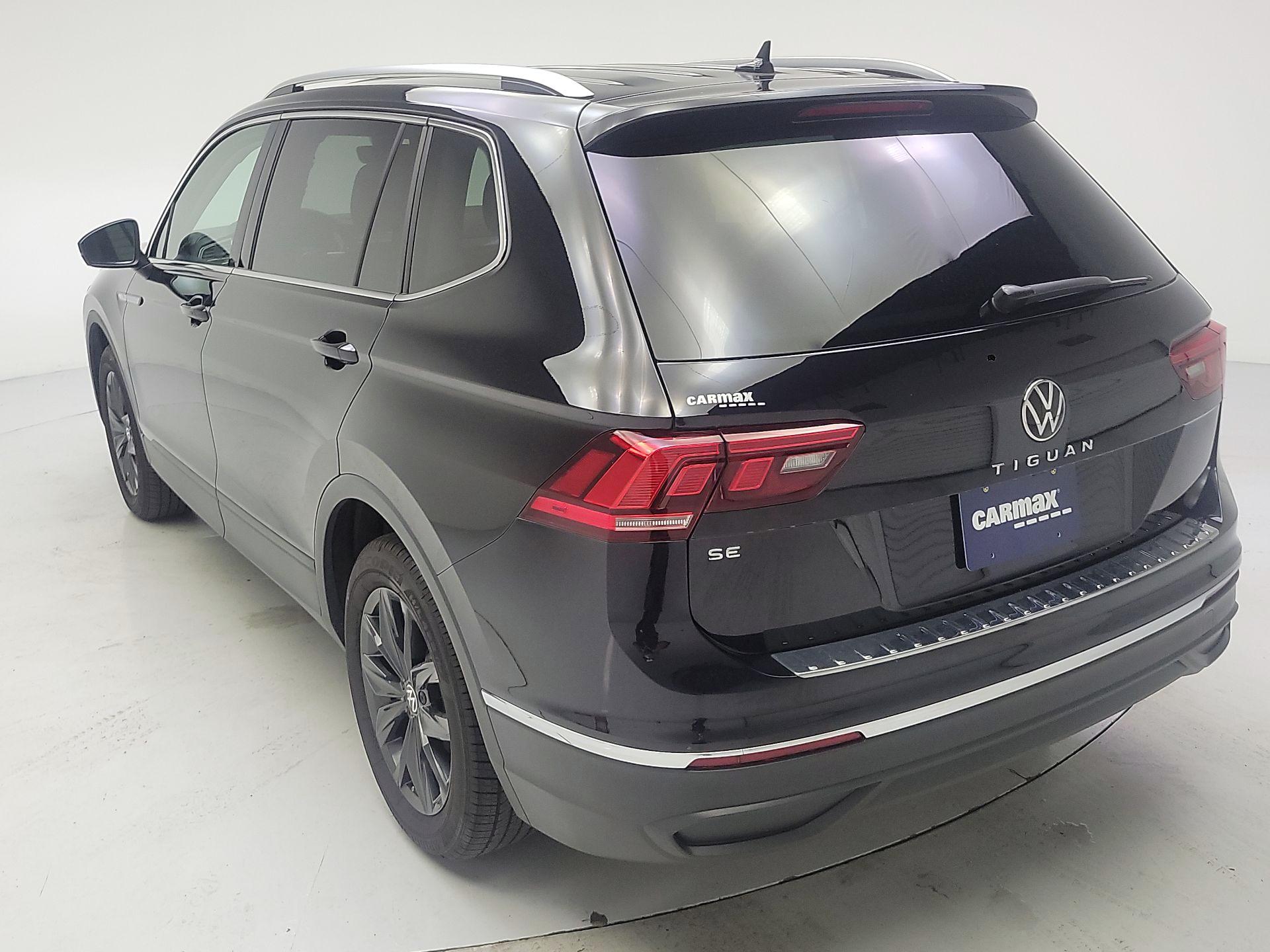 Thumbnail: 2024 Volkswagen Tiguan - 7