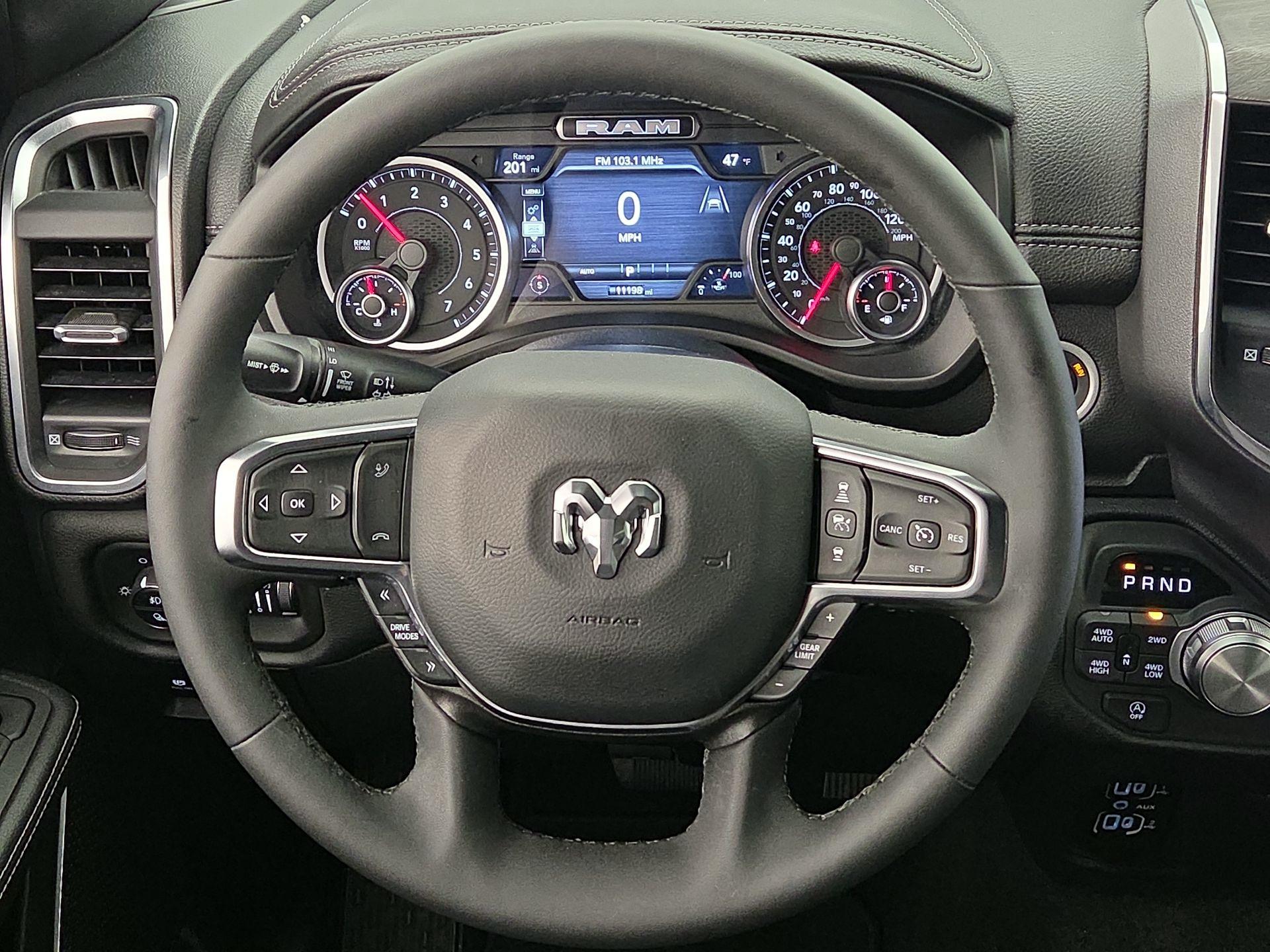 Thumbnail: 2025 RAM 1500 - 10