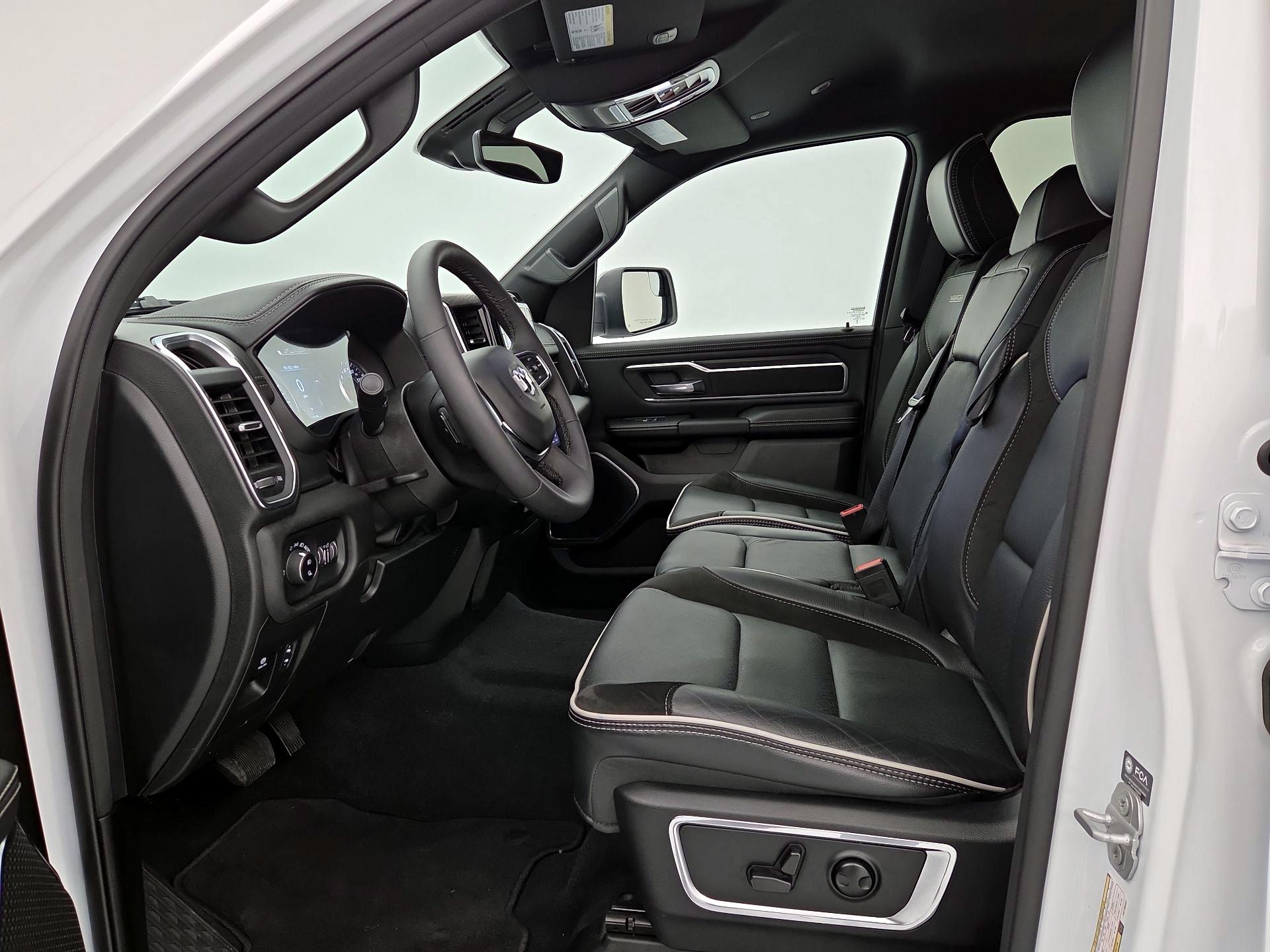 Thumbnail: 2025 RAM 1500 - 11