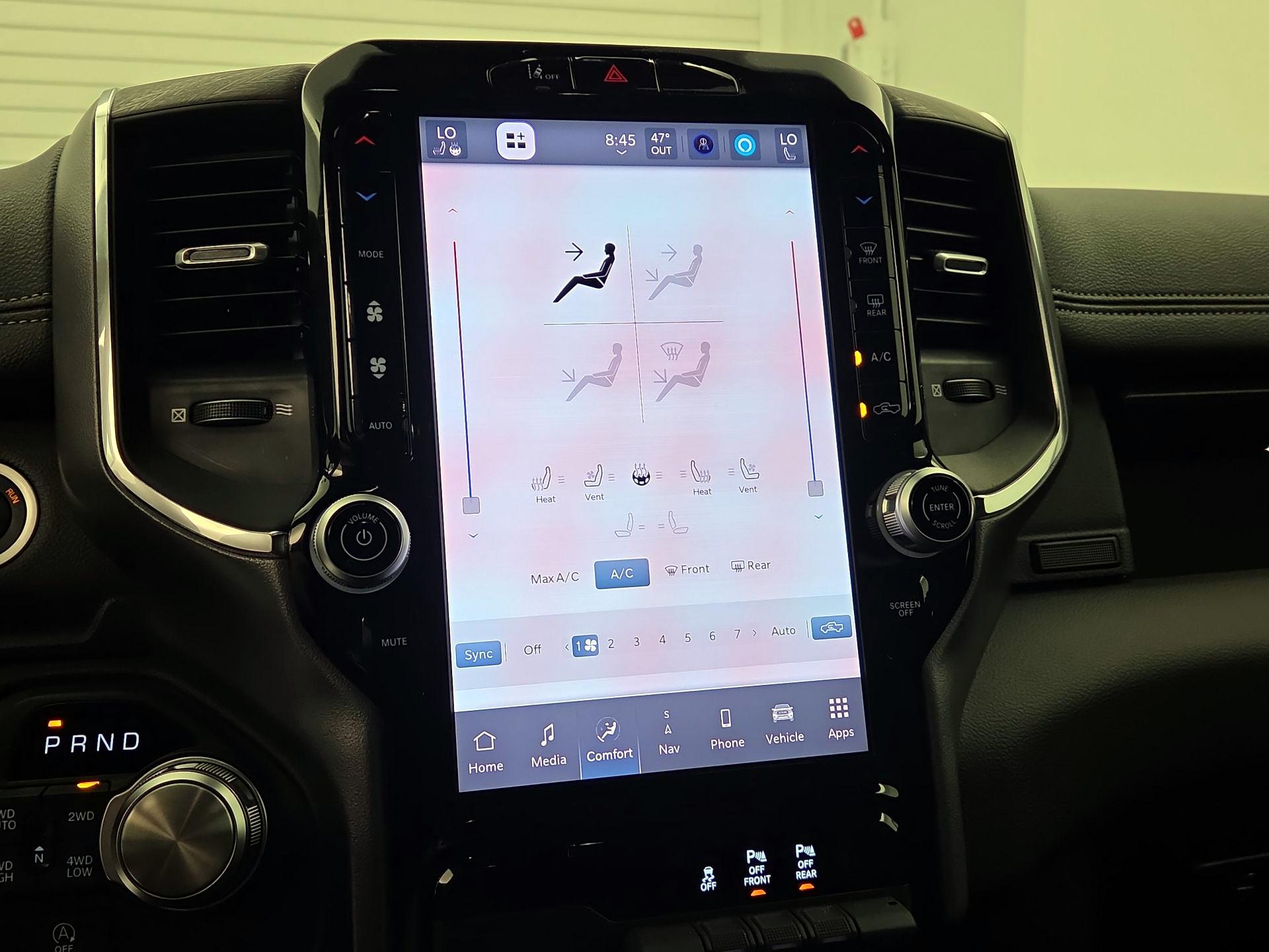 Thumbnail: 2025 RAM 1500 - 17