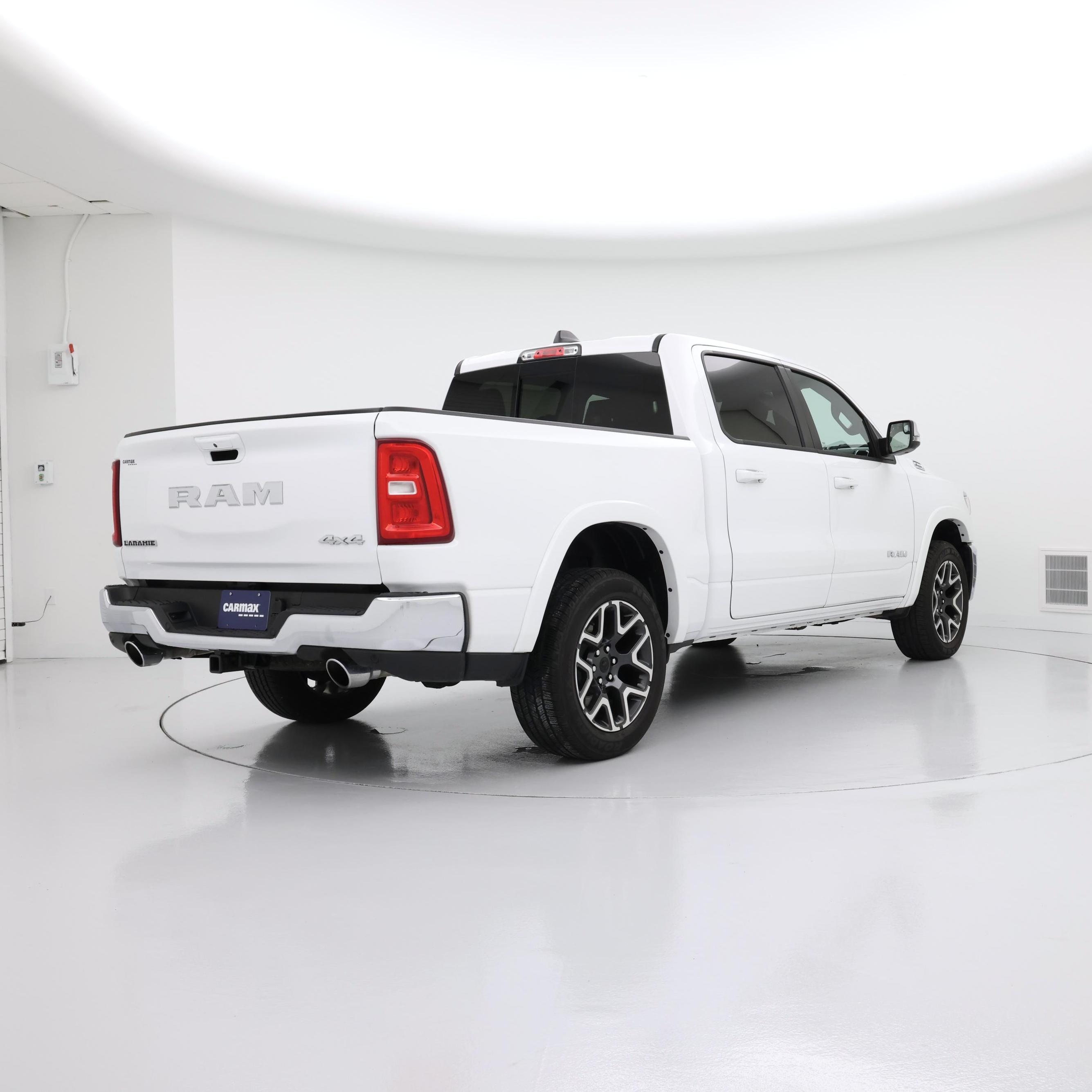 Thumbnail: 2025 RAM 1500 - 8