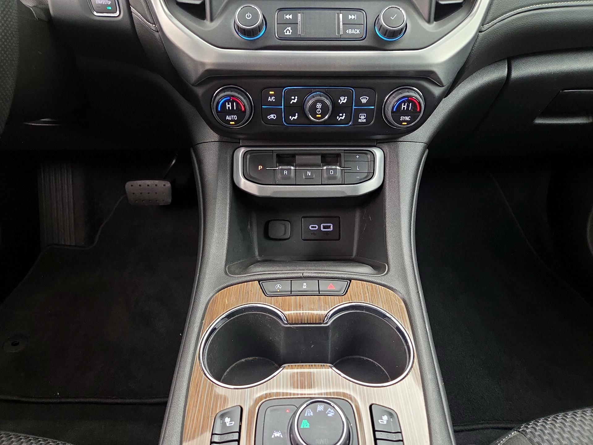 Thumbnail: 2023 GMC Acadia - 17