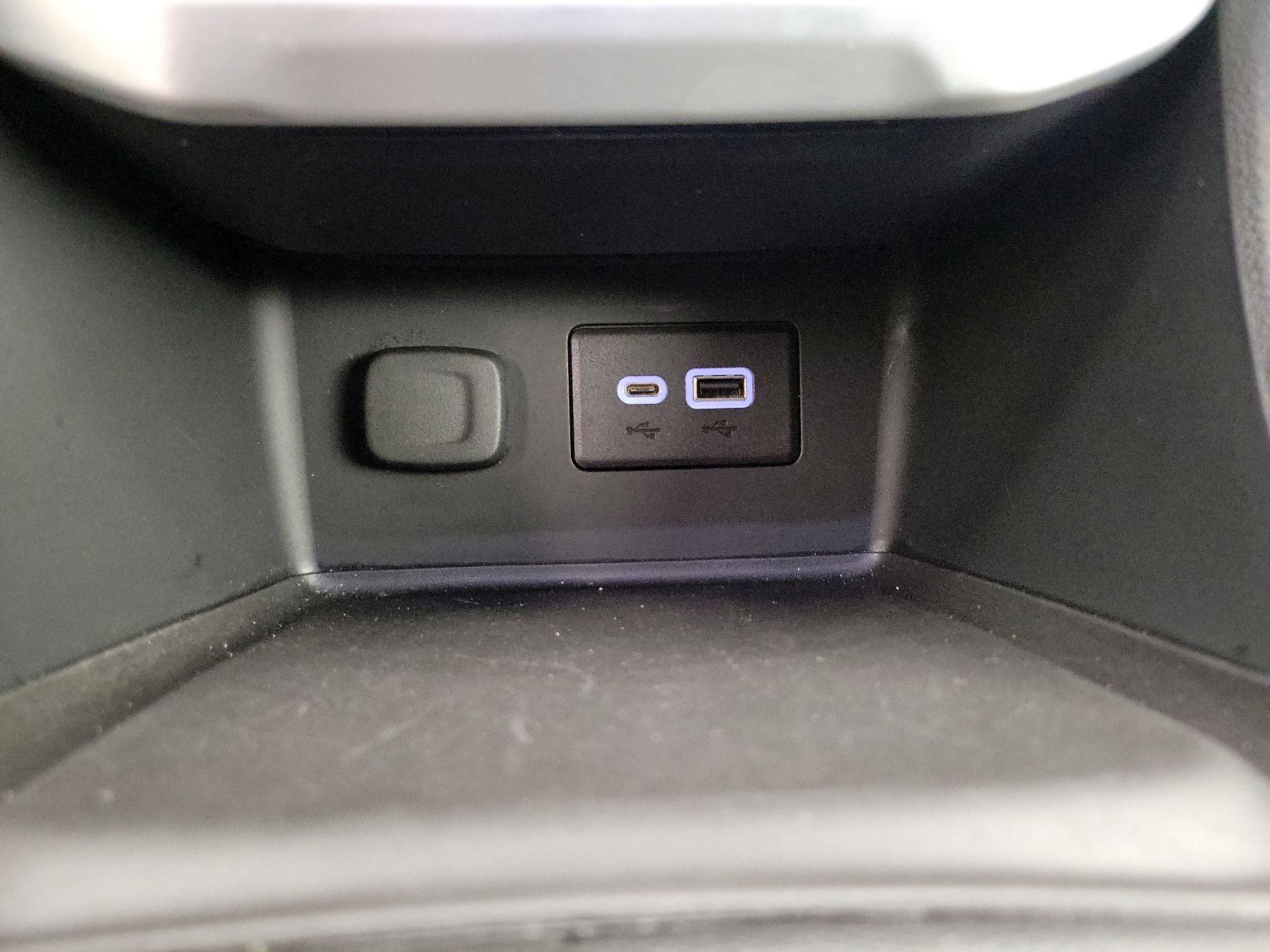 Thumbnail: 2020 GMC Acadia - 18