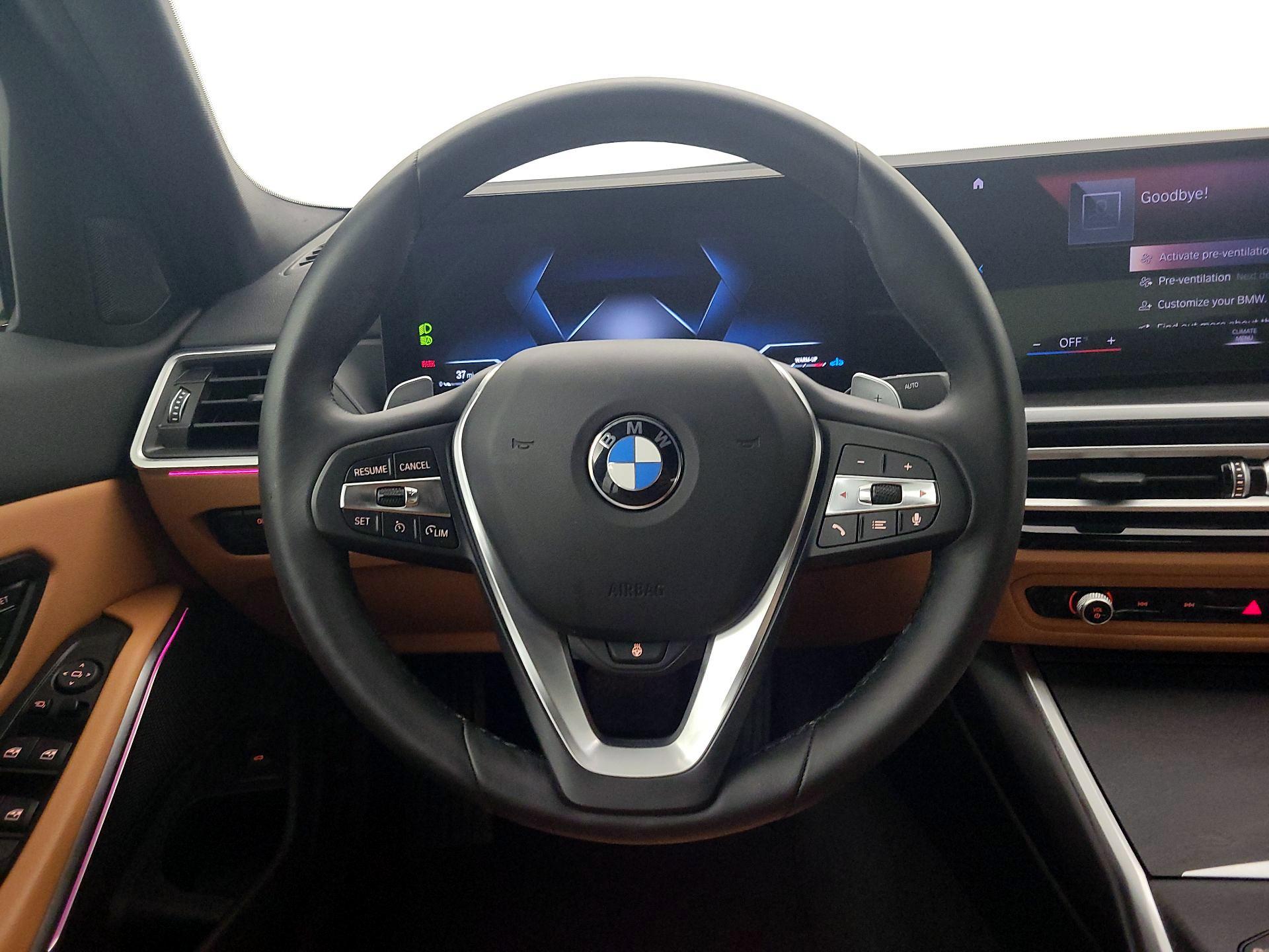 Thumbnail: 2023 BMW 3 Series - 10