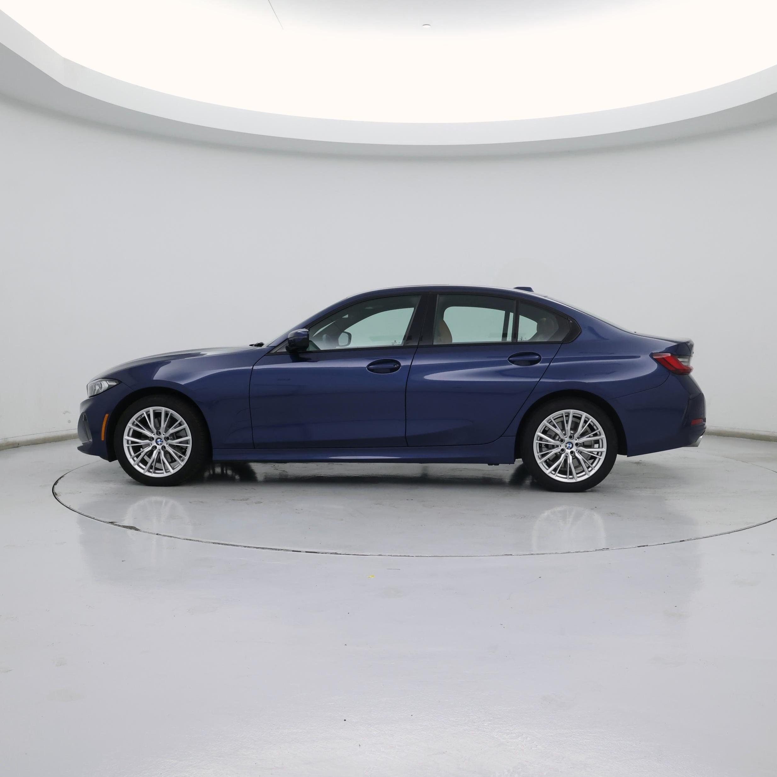 Thumbnail: 2023 BMW 3 Series - 3