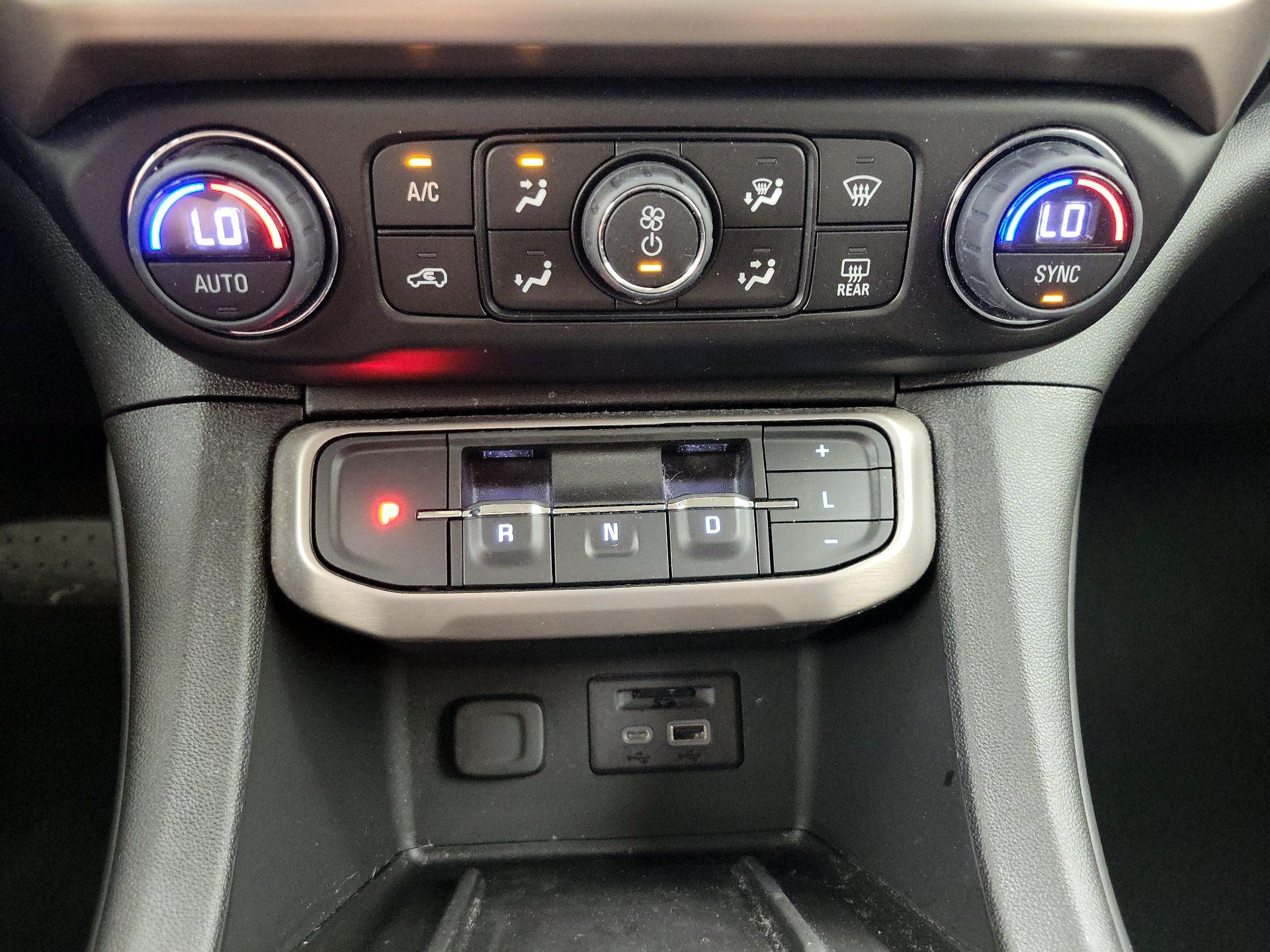 Thumbnail: 2023 GMC Acadia - 17