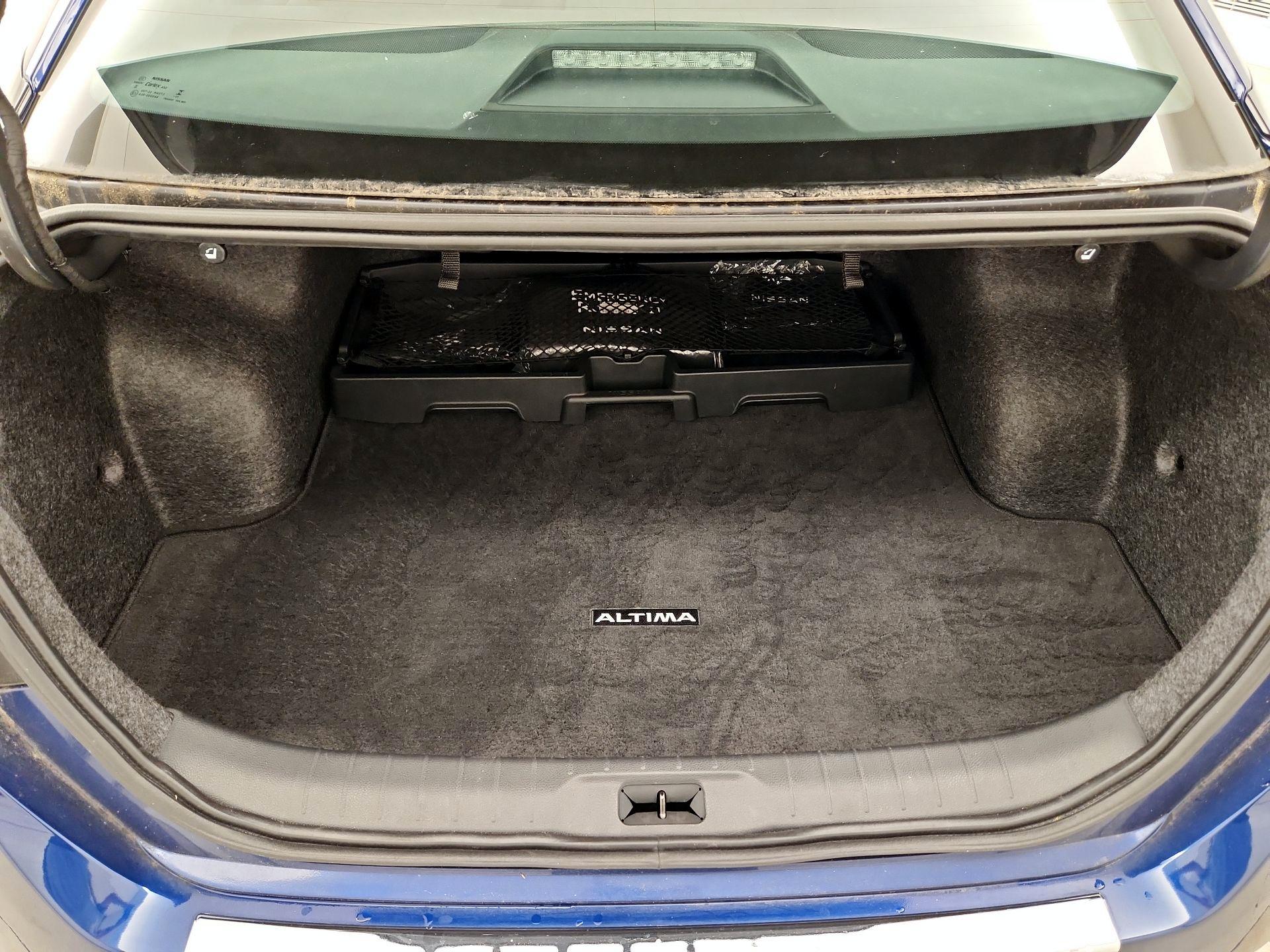 Thumbnail: 2023 Nissan Altima - 20