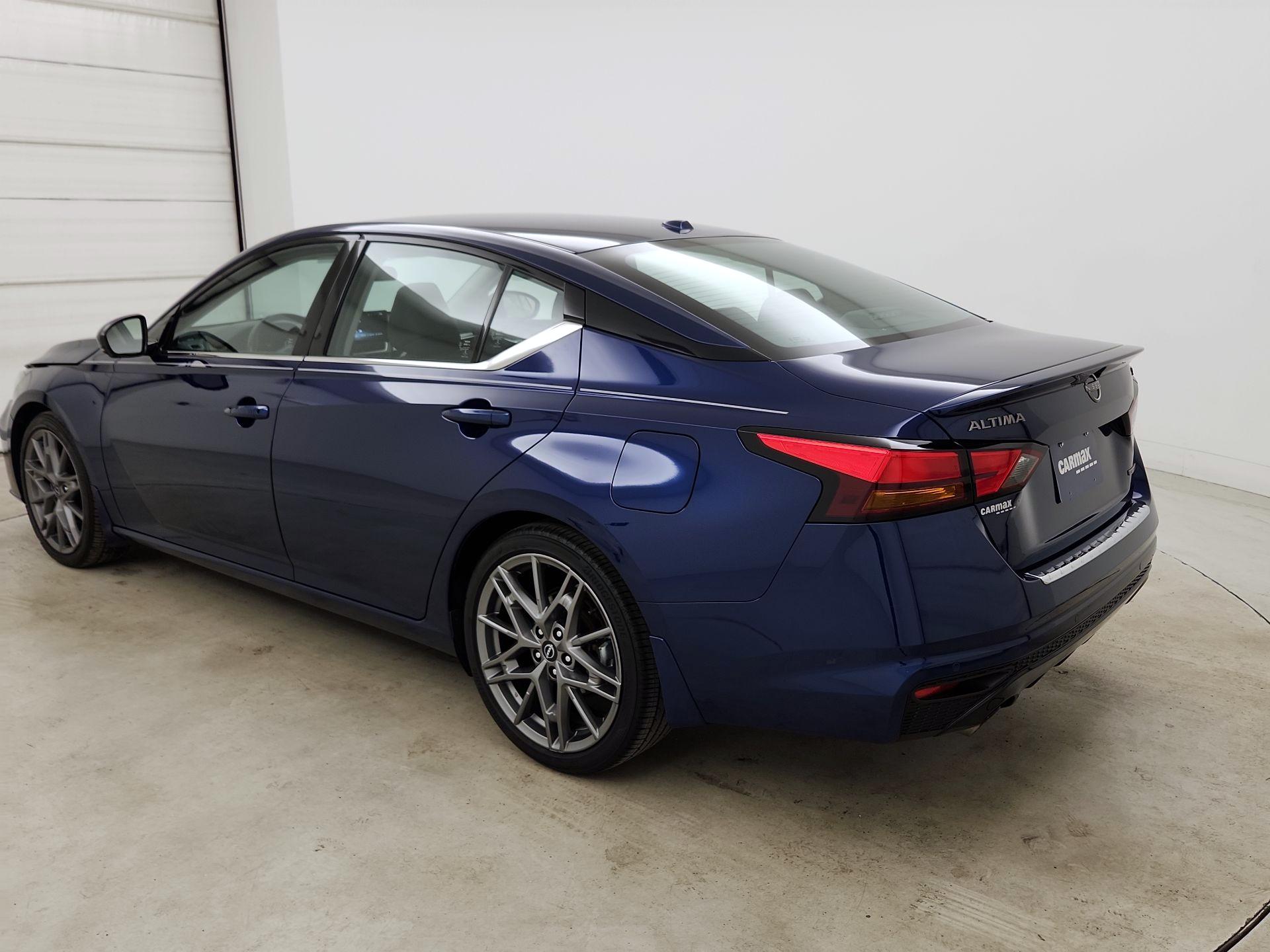 Thumbnail: 2023 Nissan Altima - 7