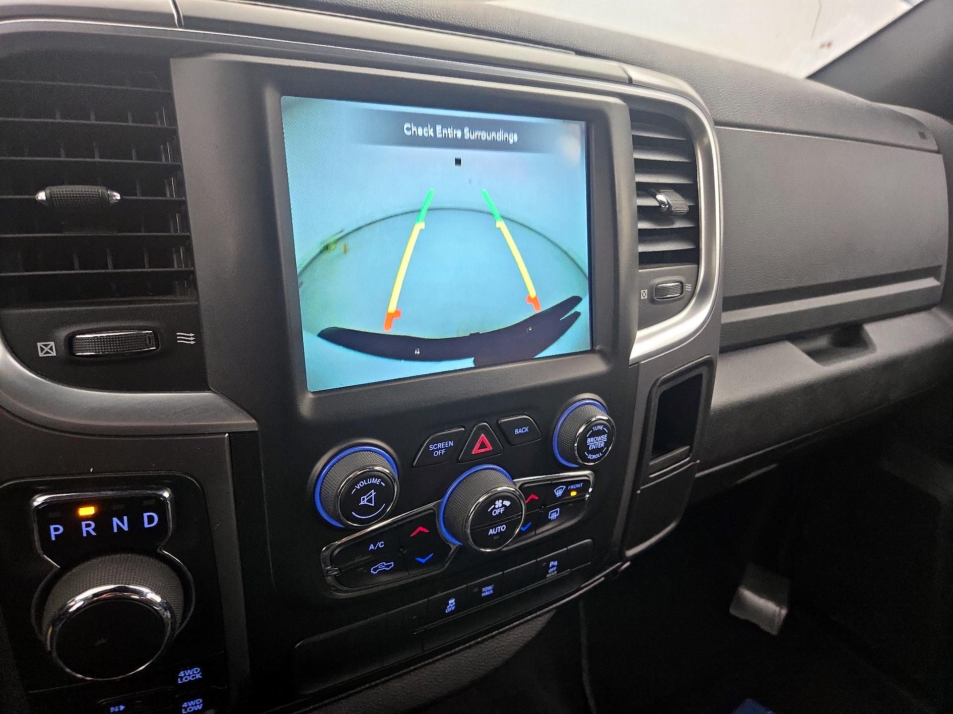 Thumbnail: 2021 RAM 1500 Classic - 14