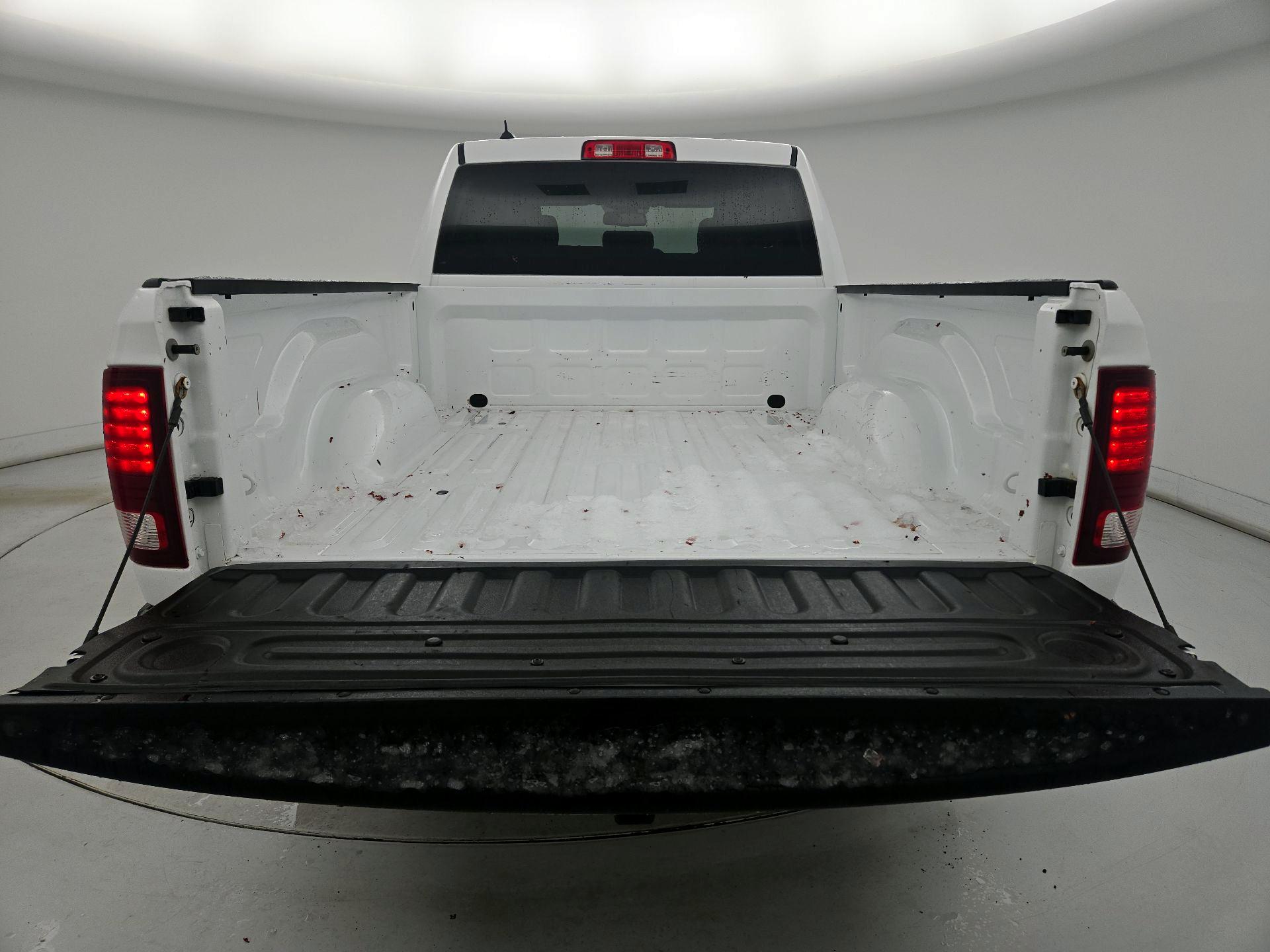 Thumbnail: 2021 RAM 1500 Classic - 20