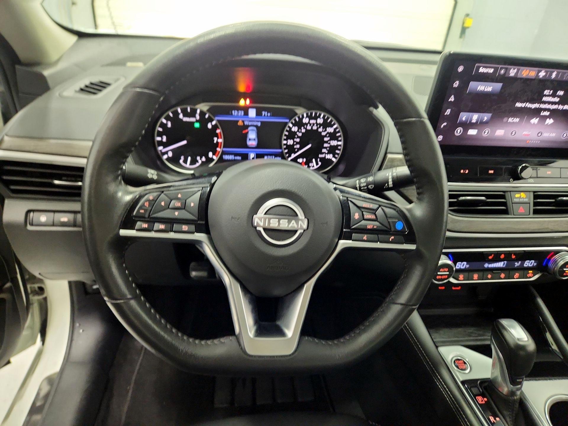 Thumbnail: 2023 Nissan Altima - 10