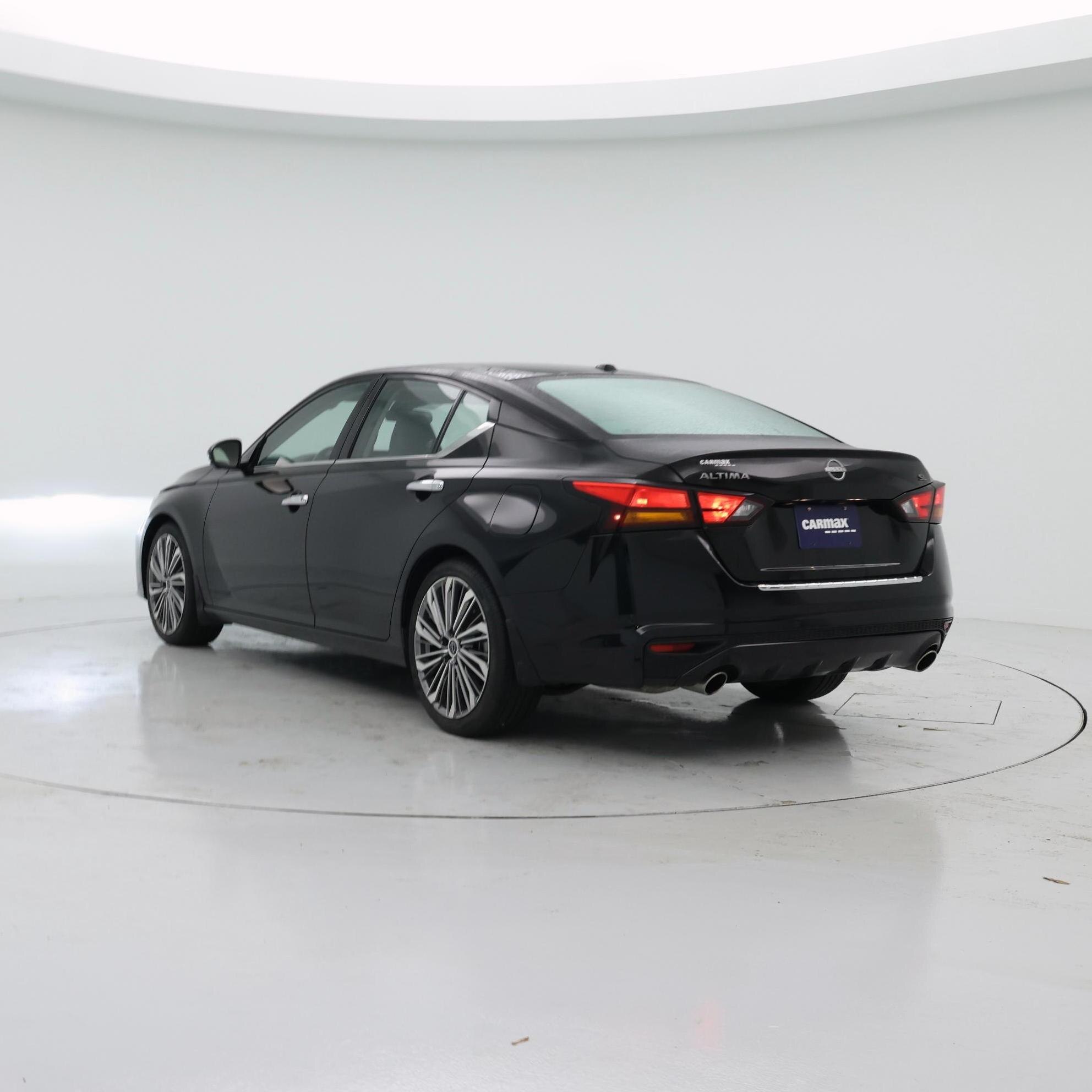 Thumbnail: 2023 Nissan Altima - 2