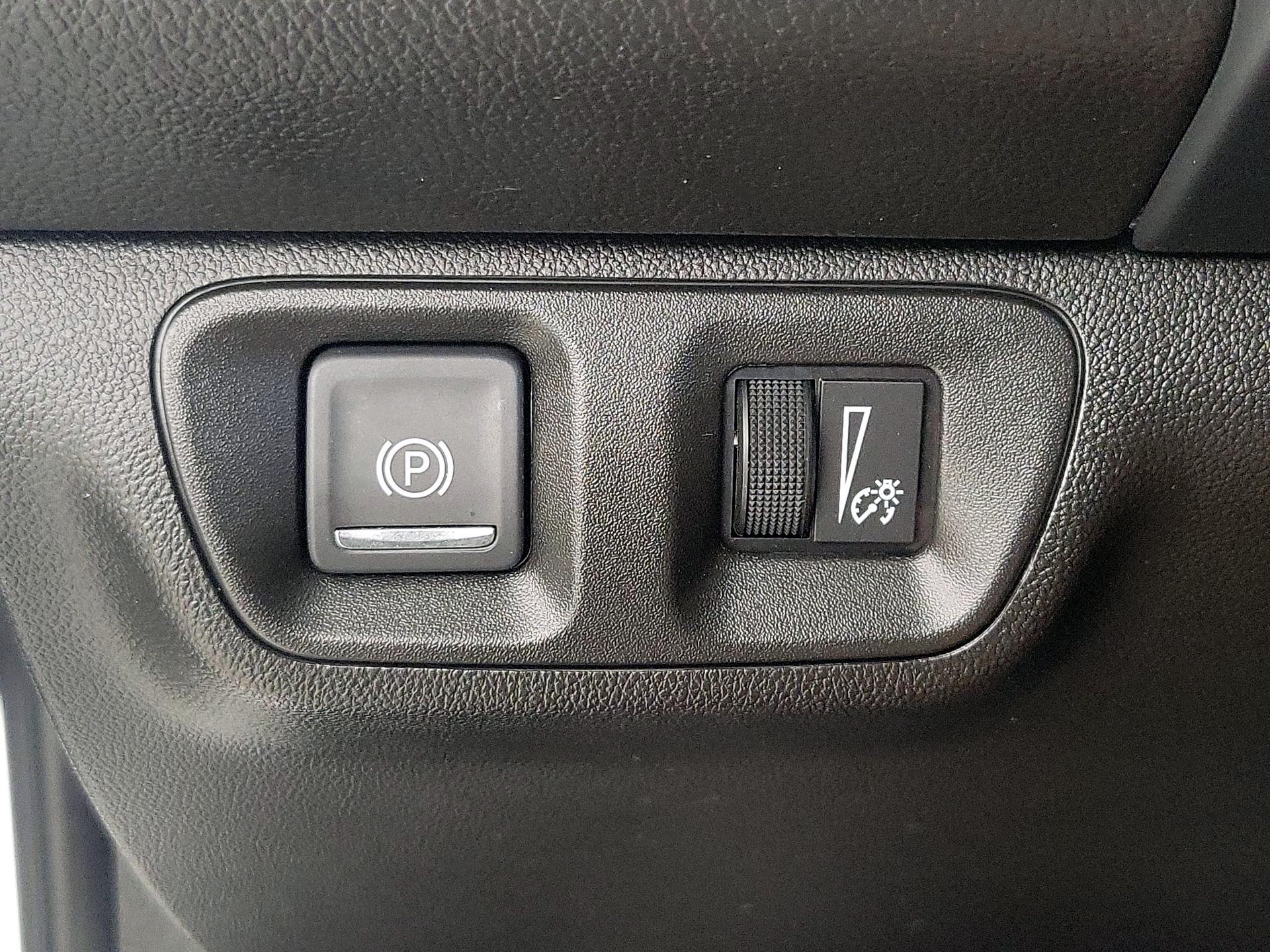 Thumbnail: 2023 GMC Acadia - 13