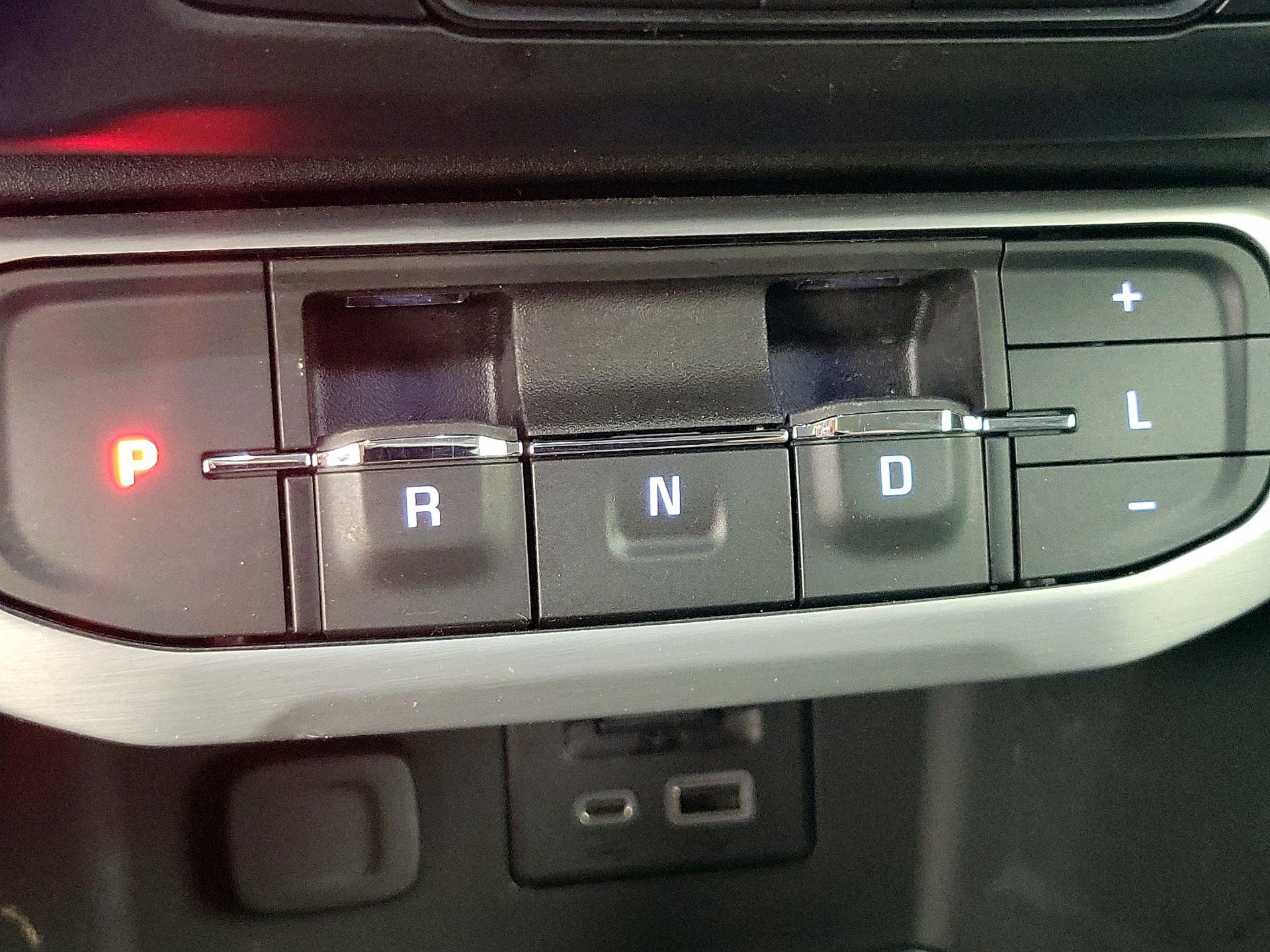 Thumbnail: 2023 GMC Acadia - 17