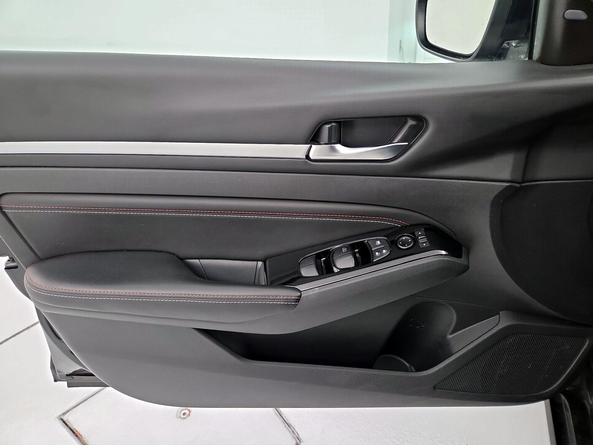 Thumbnail: 2023 Nissan Altima - 12