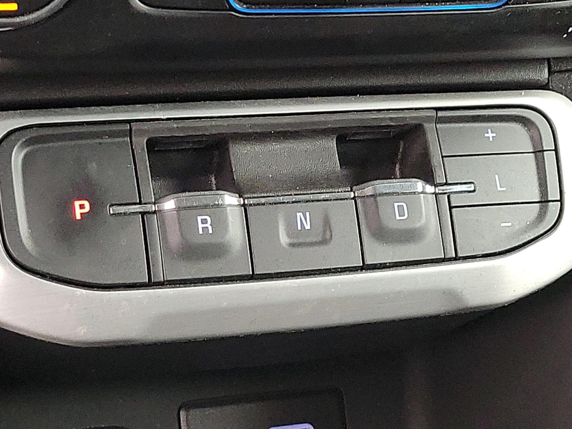 Thumbnail: 2023 GMC Acadia - 17