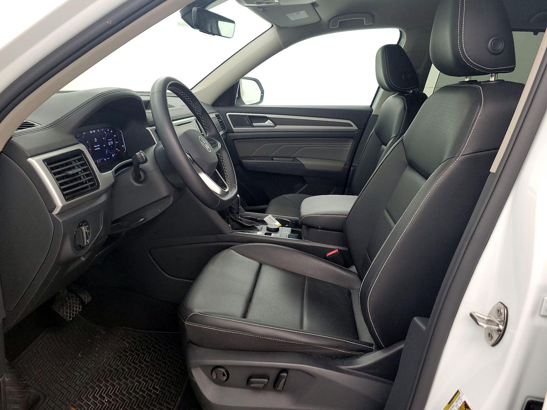 Thumbnail: 2023 Volkswagen Atlas - 9