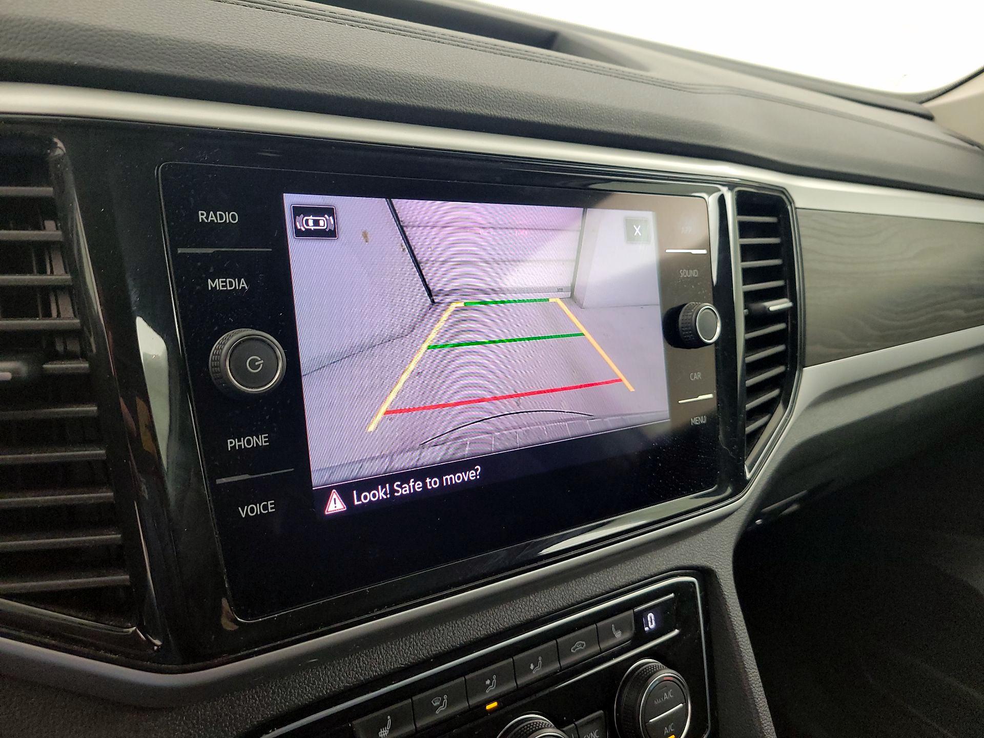 Thumbnail: 2023 Volkswagen Atlas - 12