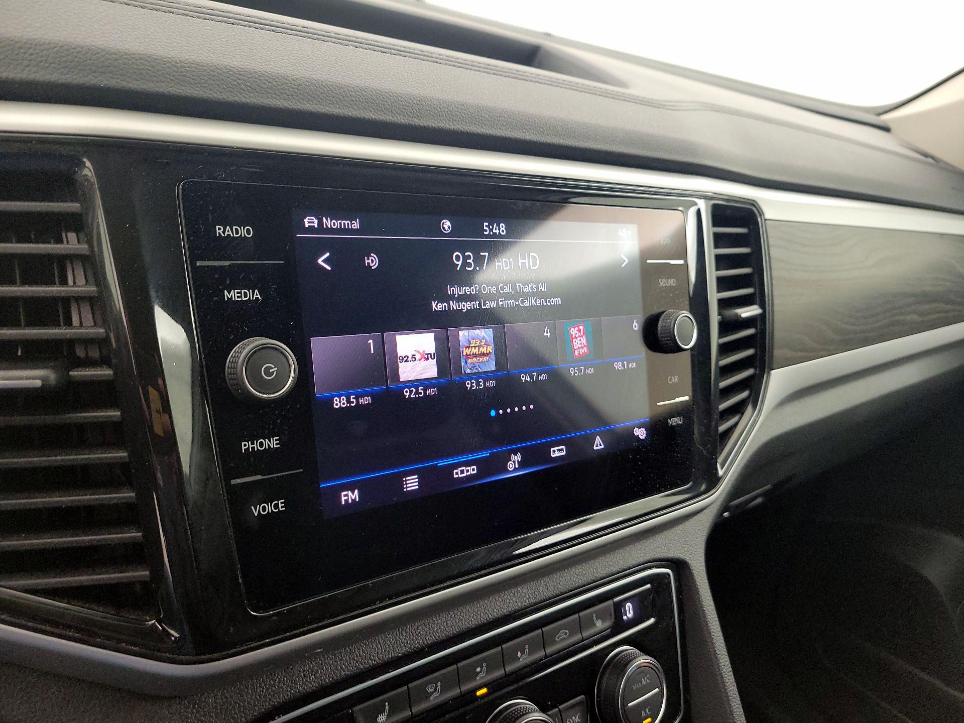 Thumbnail: 2023 Volkswagen Atlas - 13