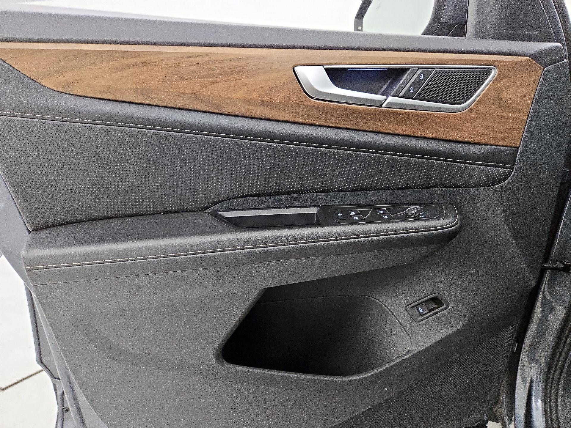 Thumbnail: 2024 Volkswagen Atlas - 12