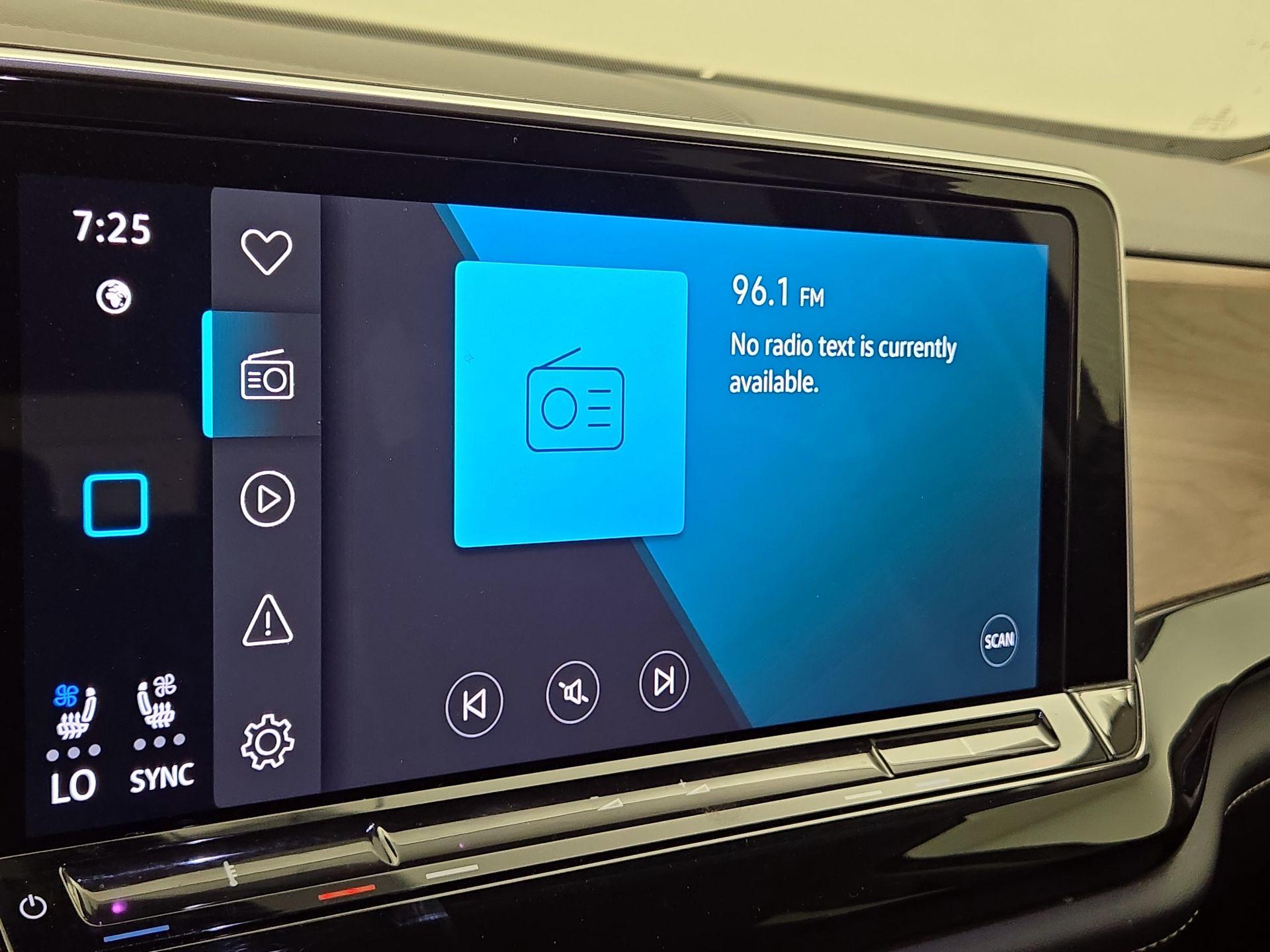 Thumbnail: 2024 Volkswagen Atlas - 14