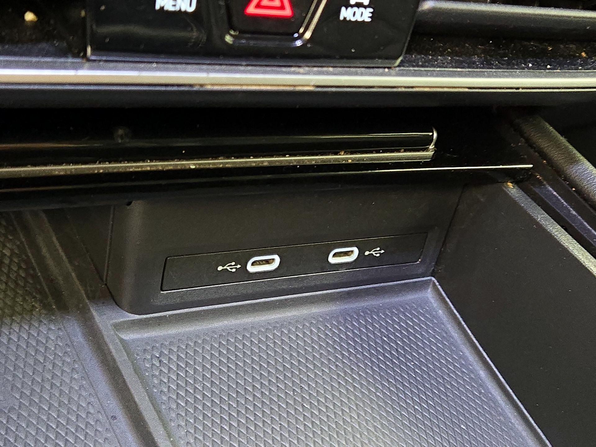 Thumbnail: 2024 Volkswagen Atlas - 17