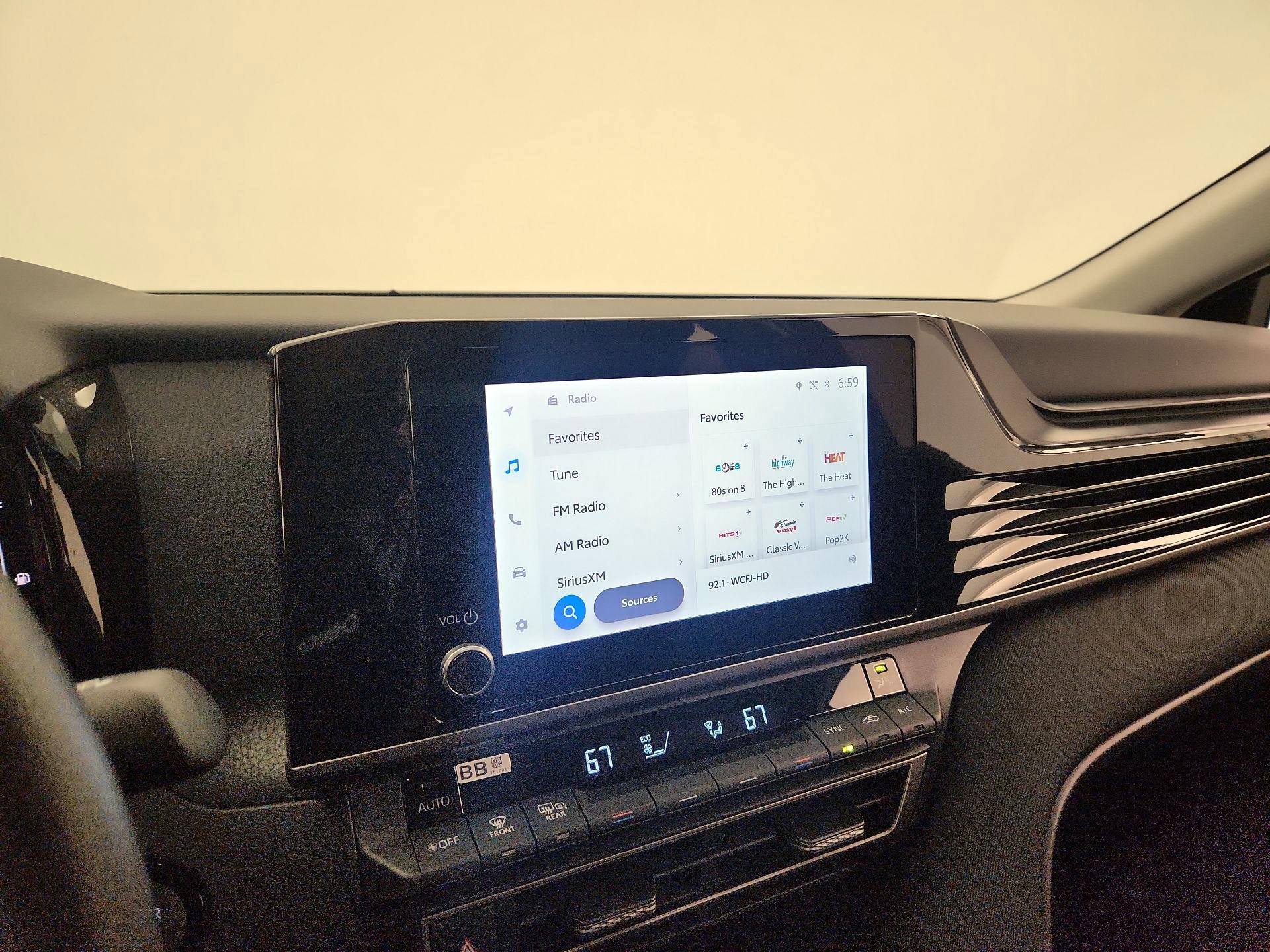 Thumbnail: 2025 Toyota Camry - 16