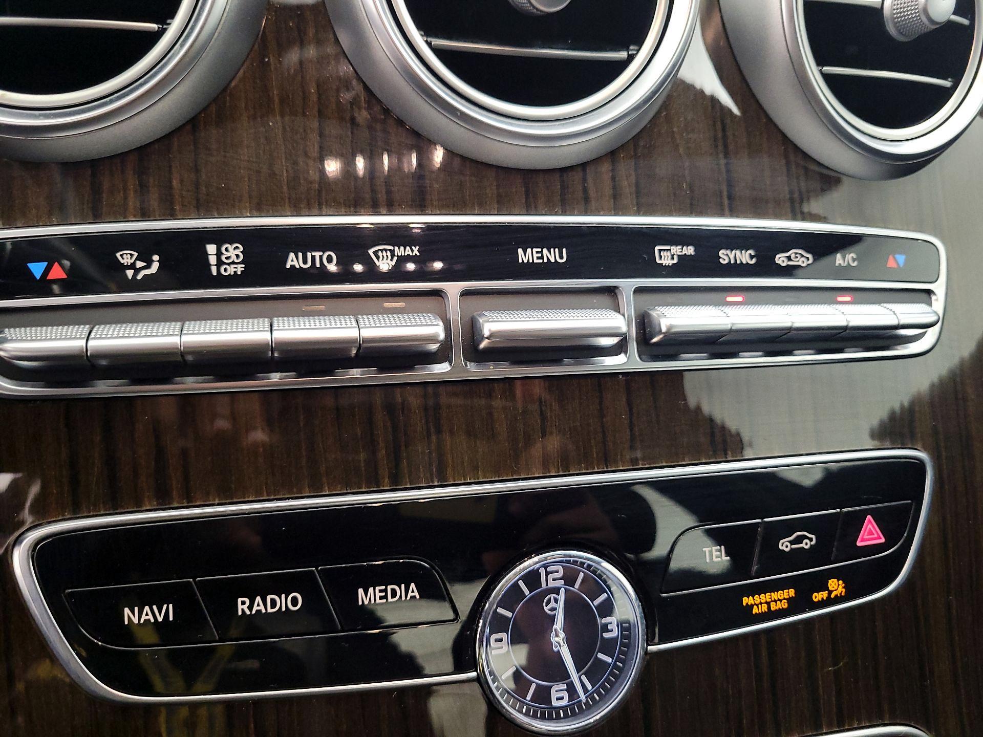 Thumbnail: 2021 Mercedes-Benz C-Class - 16