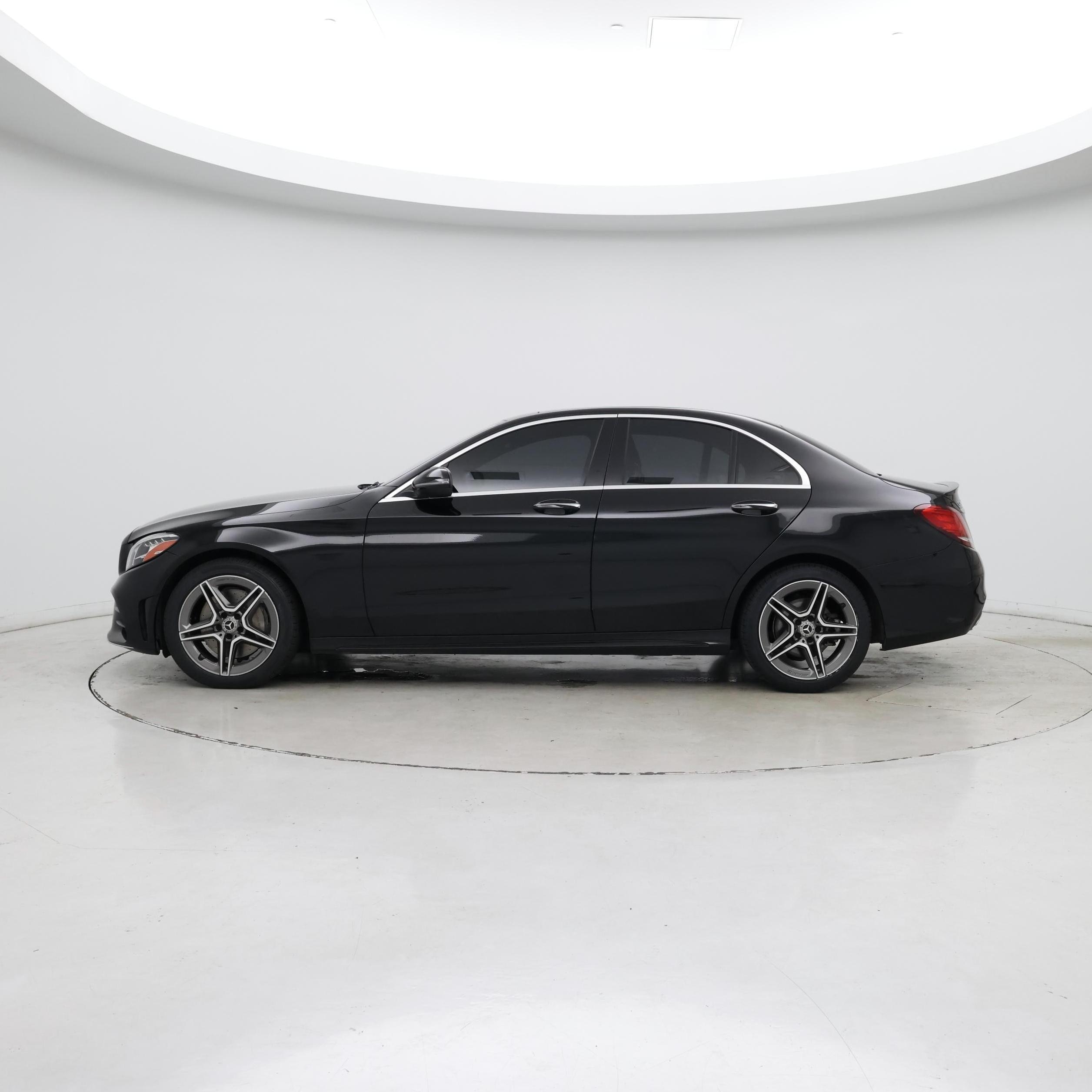 Thumbnail: 2020 Mercedes-Benz C-Class - 3
