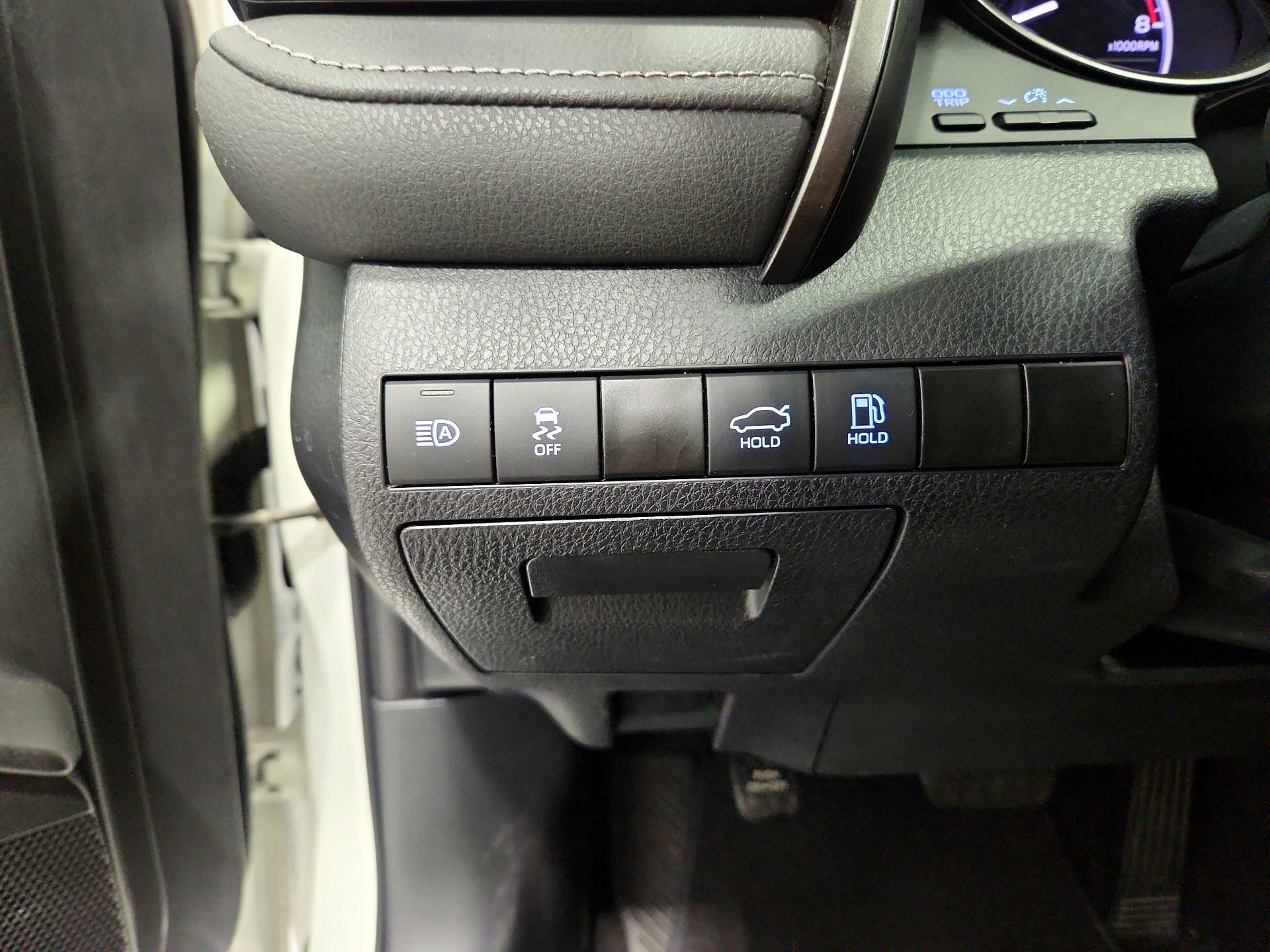 Thumbnail: 2024 Toyota Camry - 13