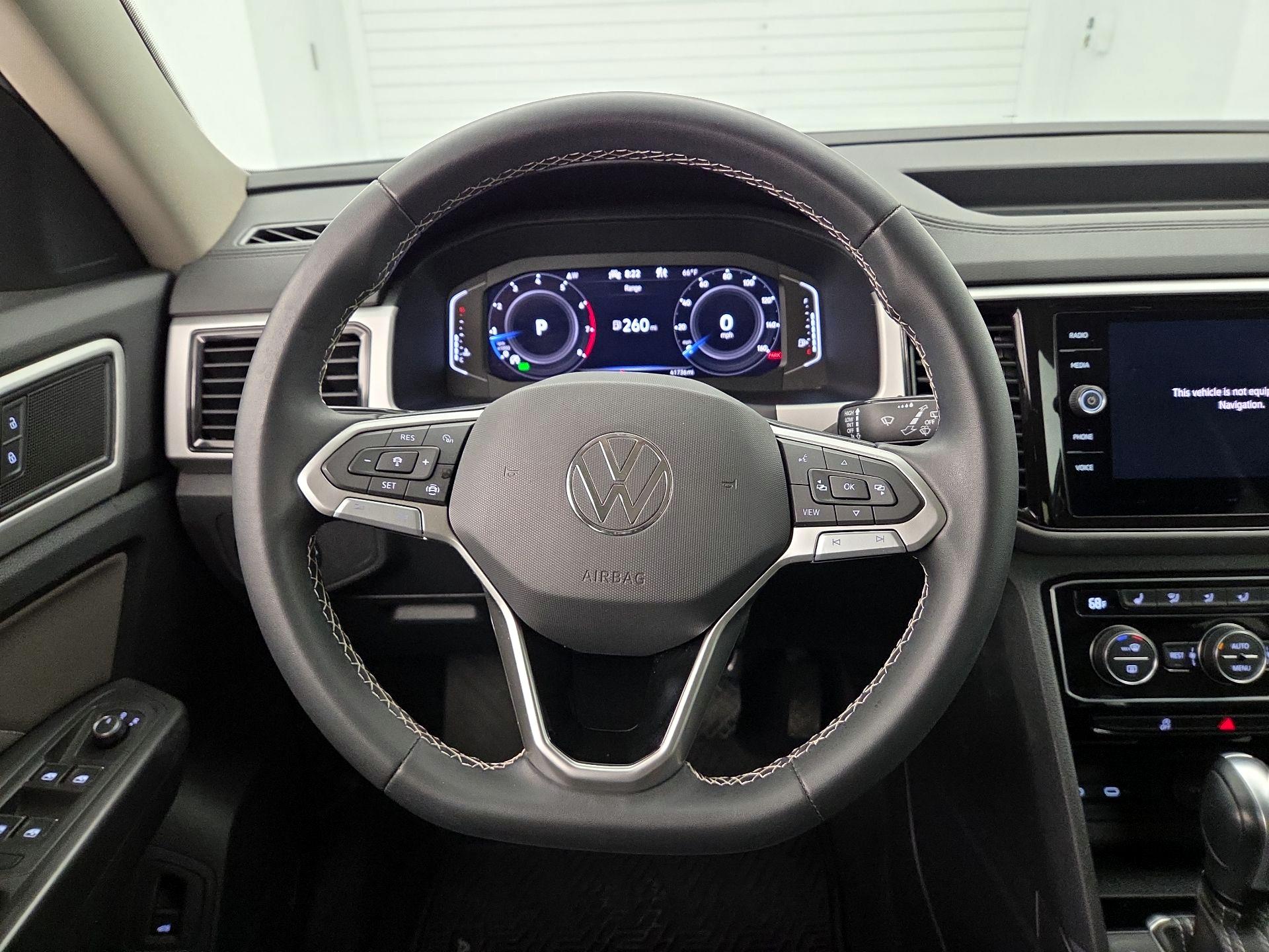 Thumbnail: 2023 Volkswagen Atlas - 10