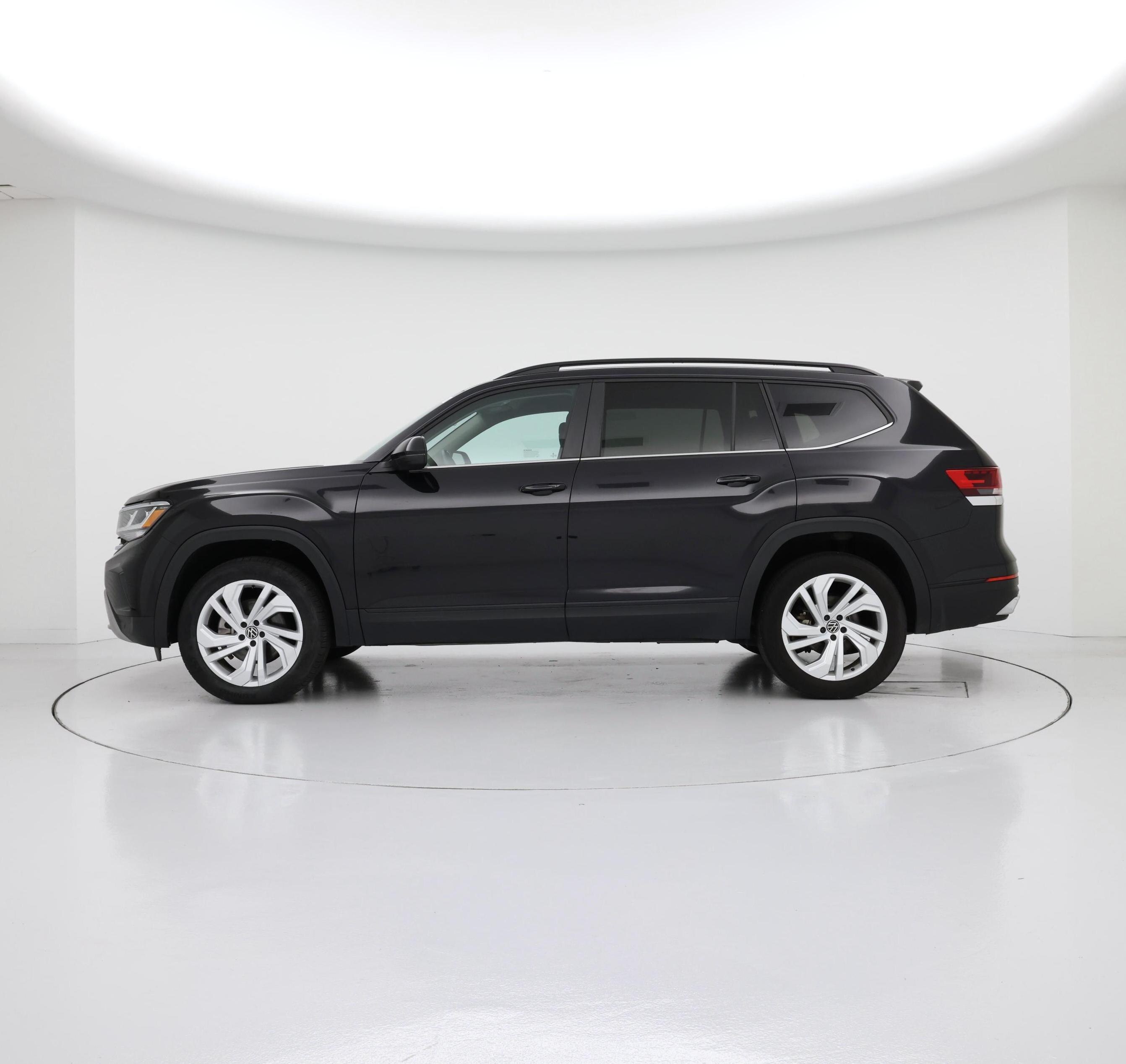 Thumbnail: 2023 Volkswagen Atlas - 3