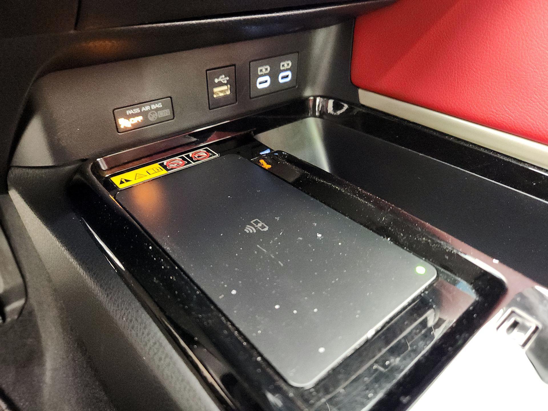 Thumbnail: 2025 Toyota Camry - 19