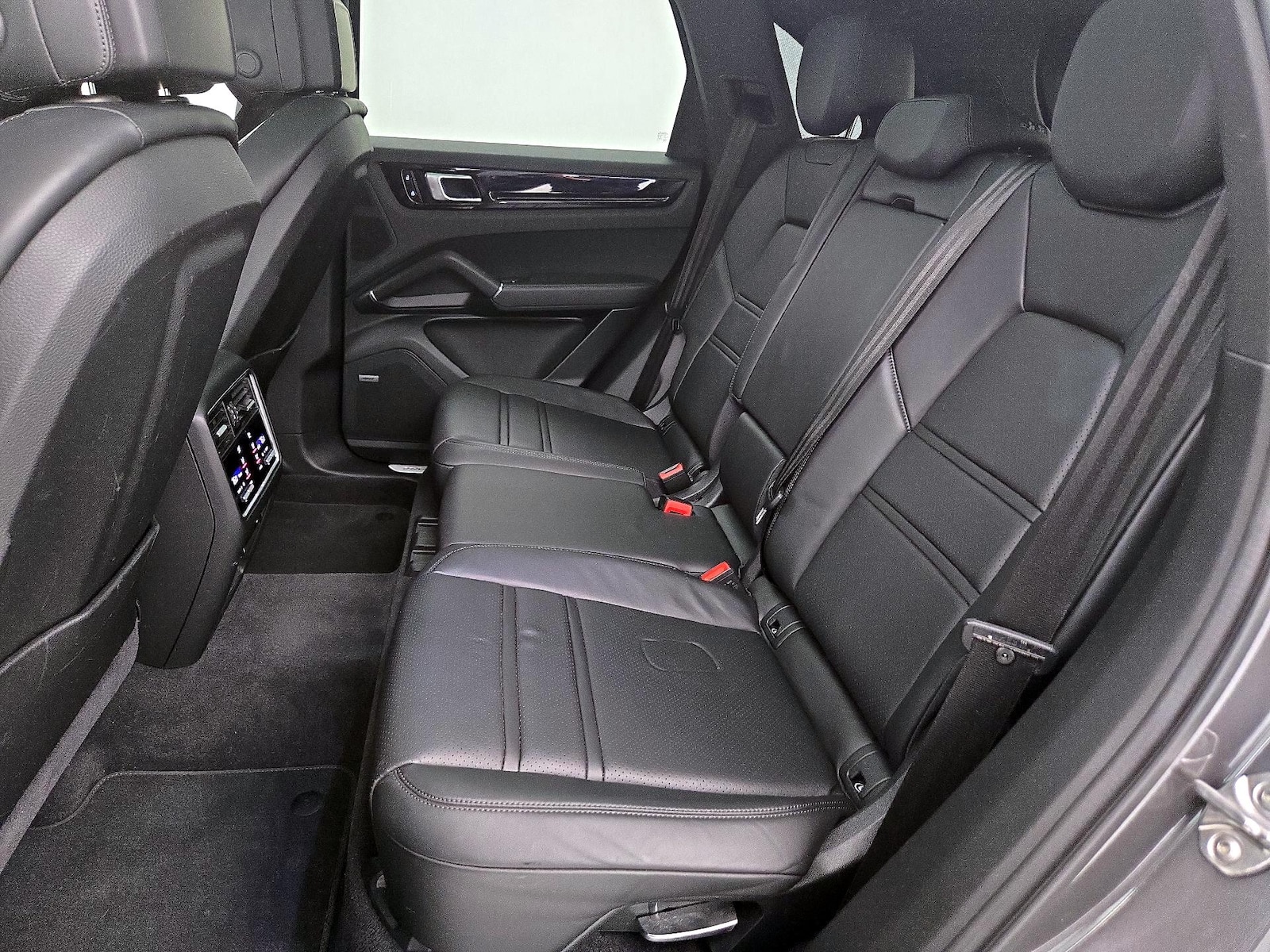 2020 Porsche Cayenne Base - Photo 22