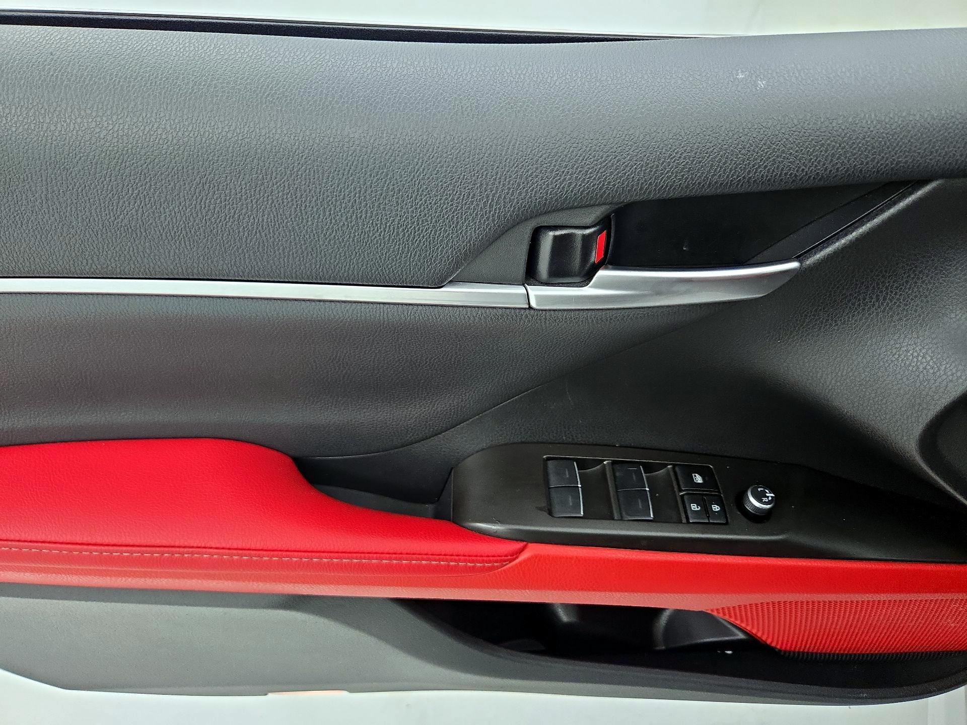 Thumbnail: 2023 Toyota Camry - 12