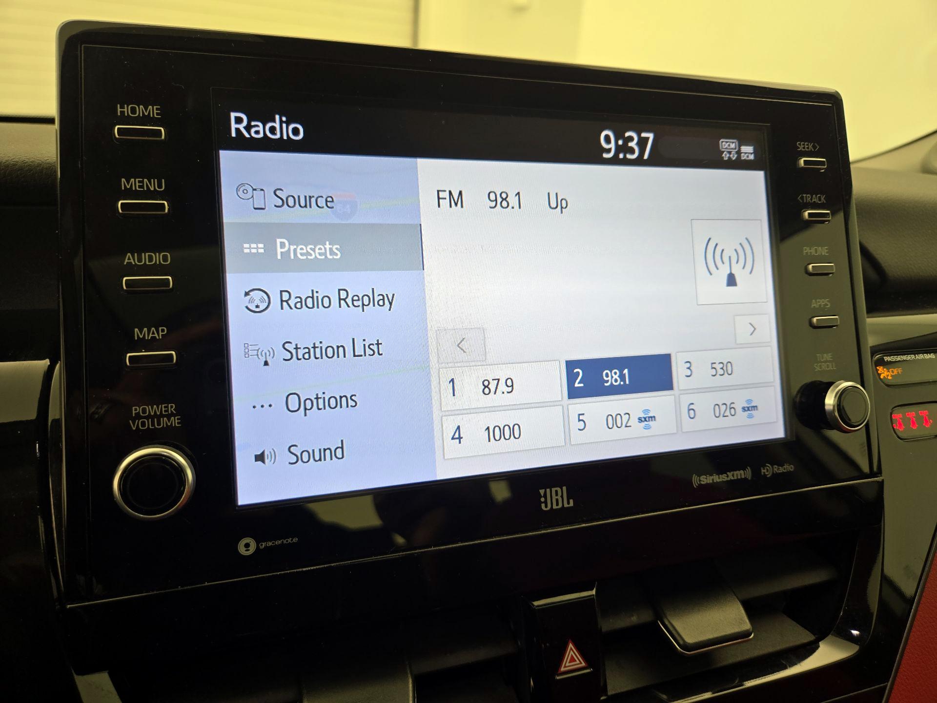 Thumbnail: 2023 Toyota Camry - 16