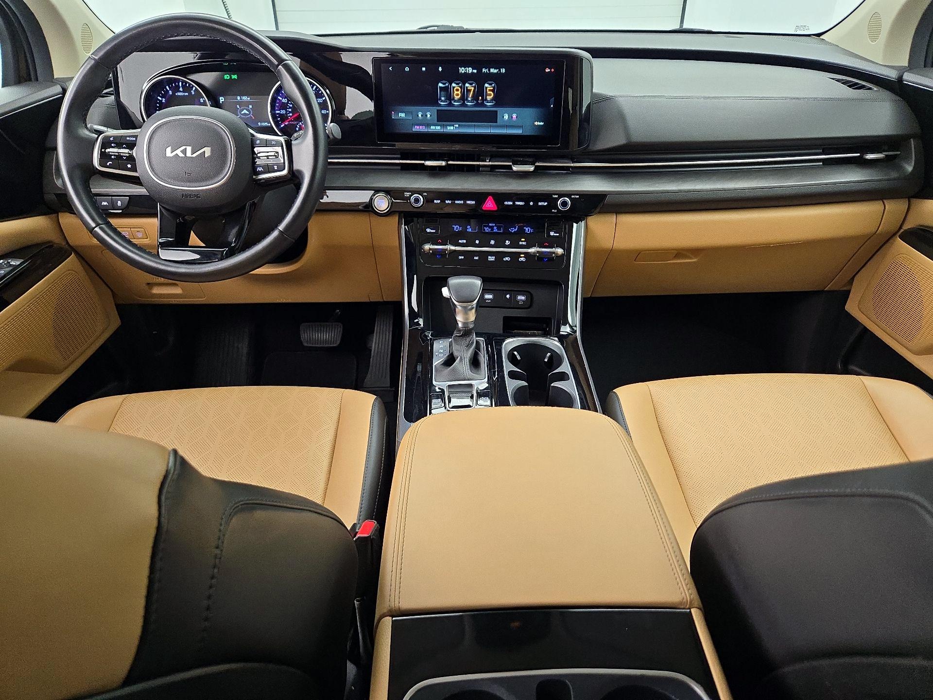 Thumbnail: 2022 Kia Carnival - 9