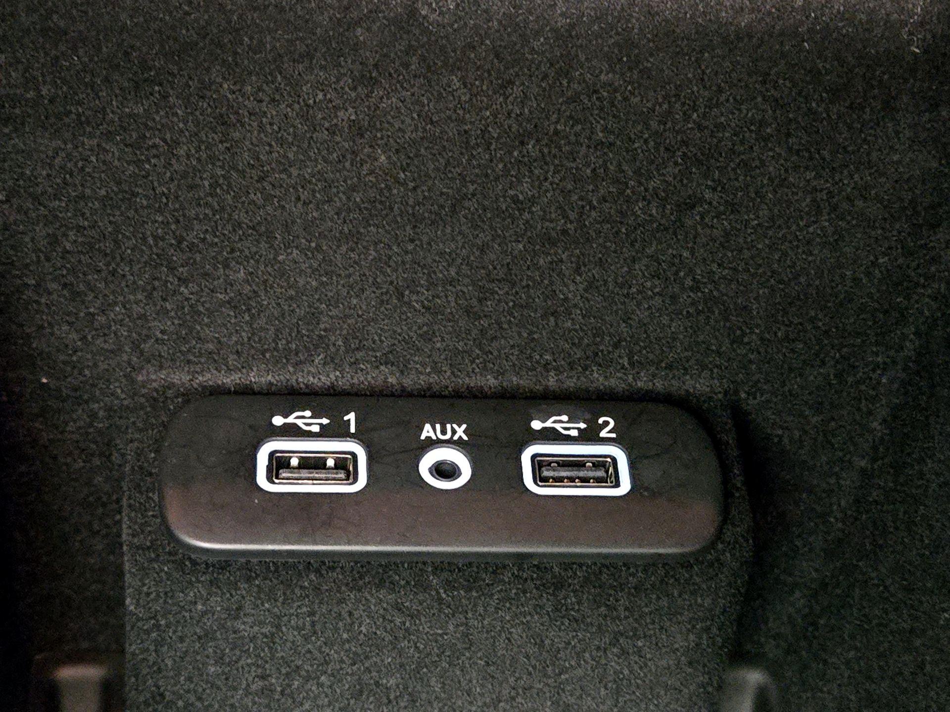 Thumbnail: 2023 Dodge Charger - 17