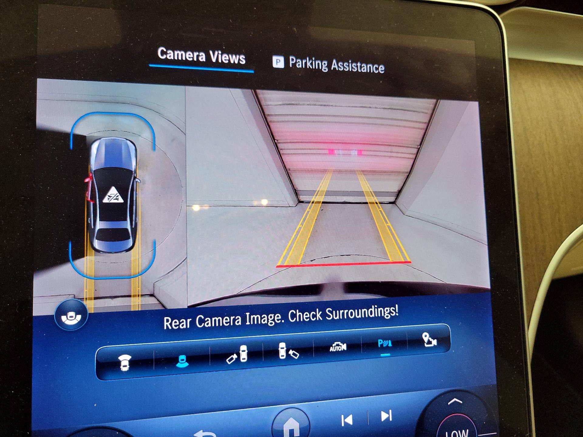 Thumbnail: 2022 Mercedes-Benz C-Class - 15