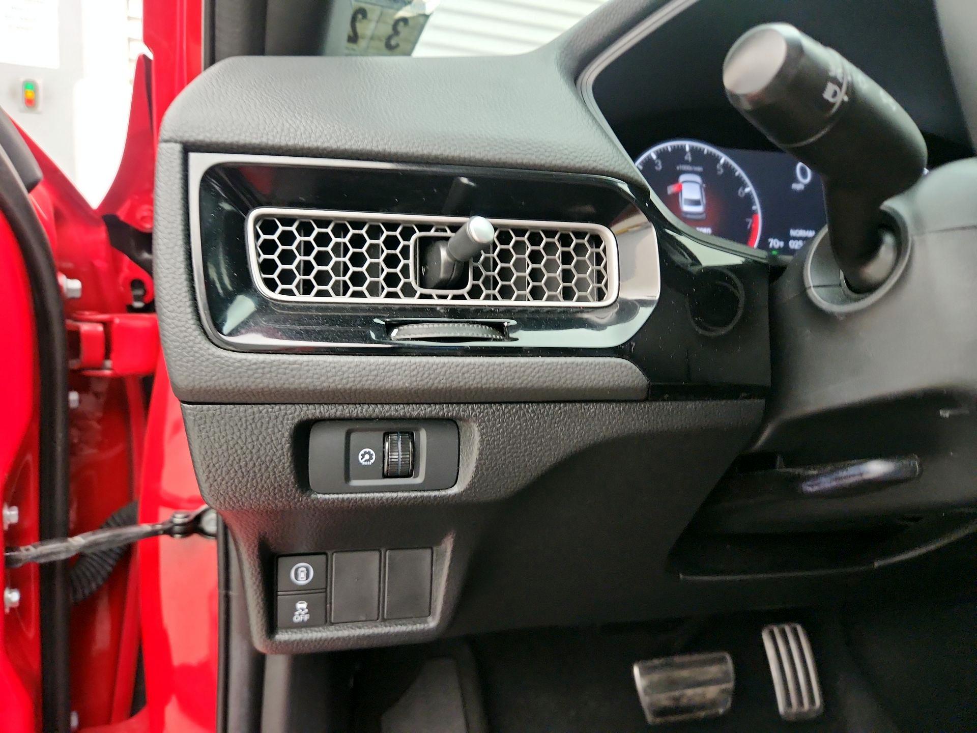 Thumbnail: 2023 Honda Civic - 13