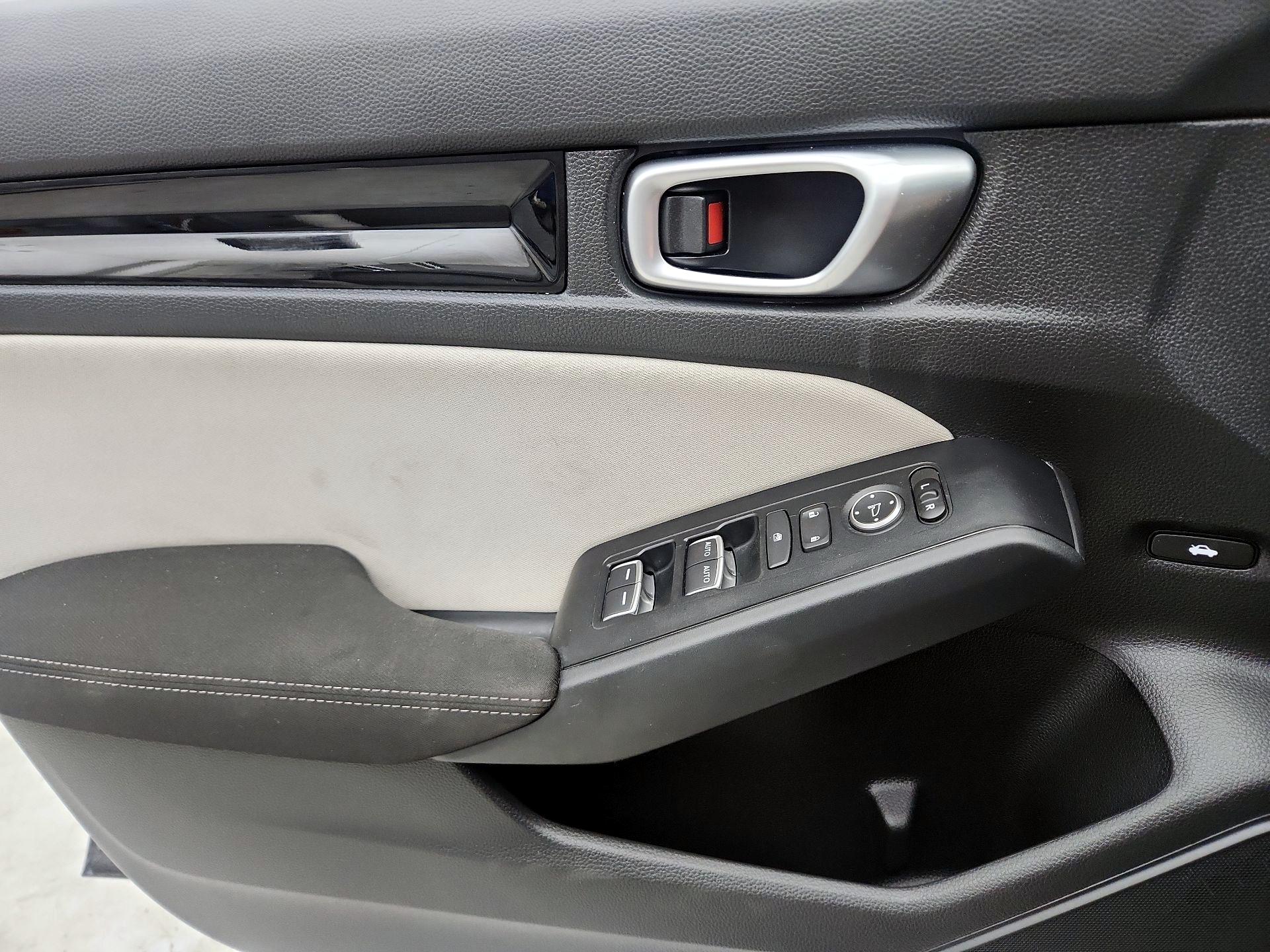 Thumbnail: 2023 Honda Civic - 12